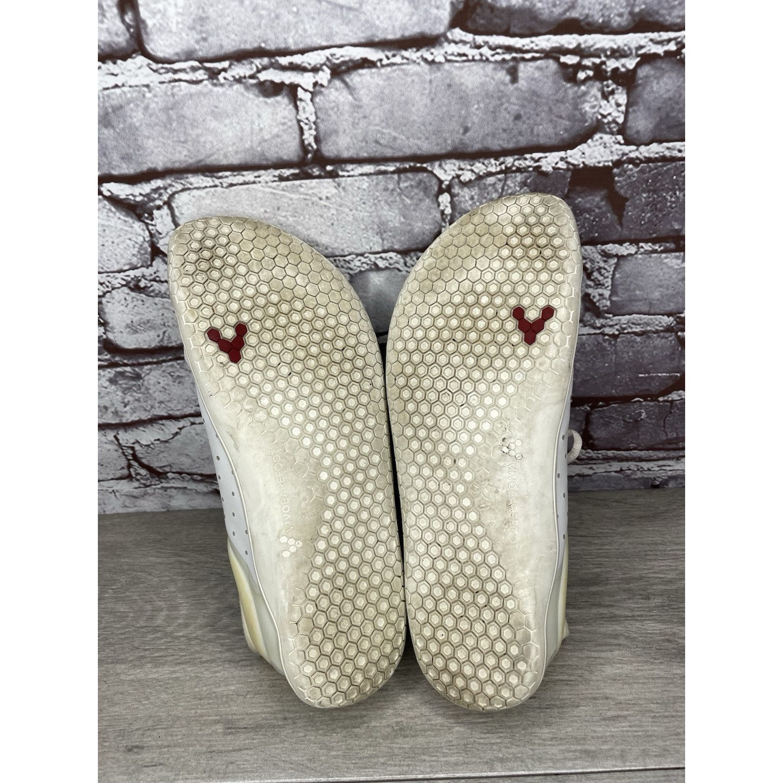 Vivobarefoot Vivobarefoot Primus Lite III Off White Minimalist Shoes Wome Size US 10 / IT 40 - 14 Thumbnail