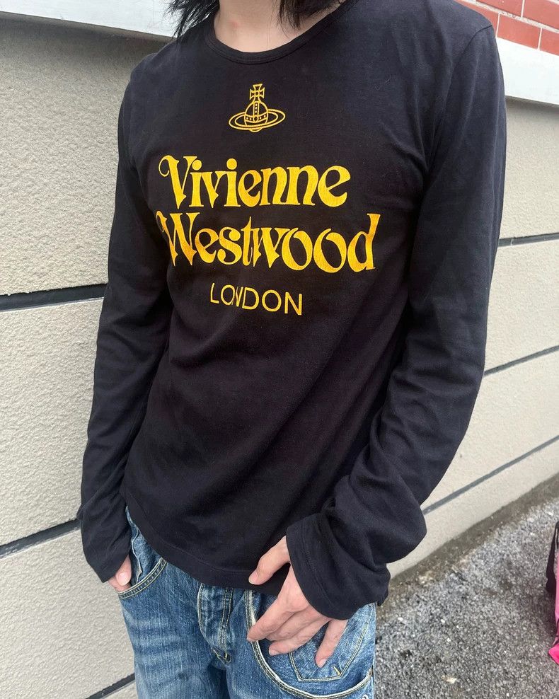 Vivienne Westwood Vivienne Westwood Classic printed long sleeve T-shirt top Size L / US 10 / IT 46 - 1 Thumbnail