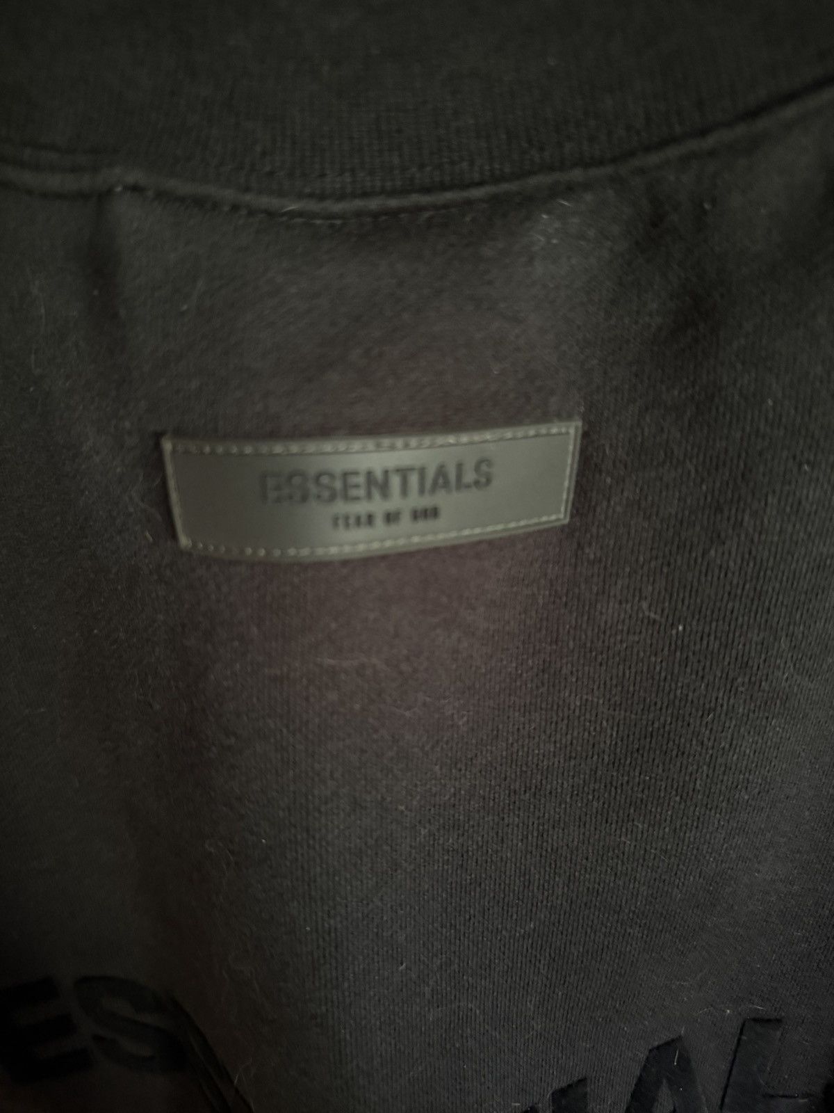 Essentials × Fear of God Essentials black crewneck size small Size US S / EU 44-46 / 1 - 2 Thumbnail