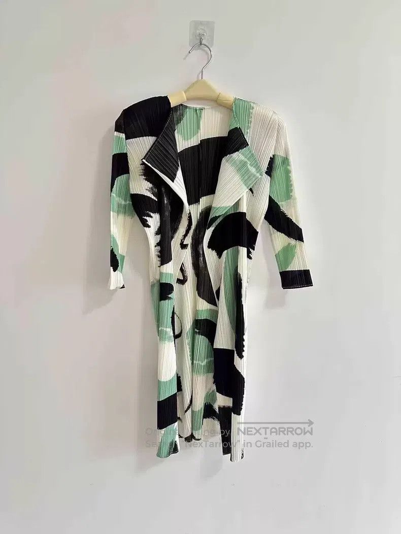 Issey Miyake Issey Miyake Ink print coat Size XL / US 12-14 / IT 48-50 - 2 Thumbnail