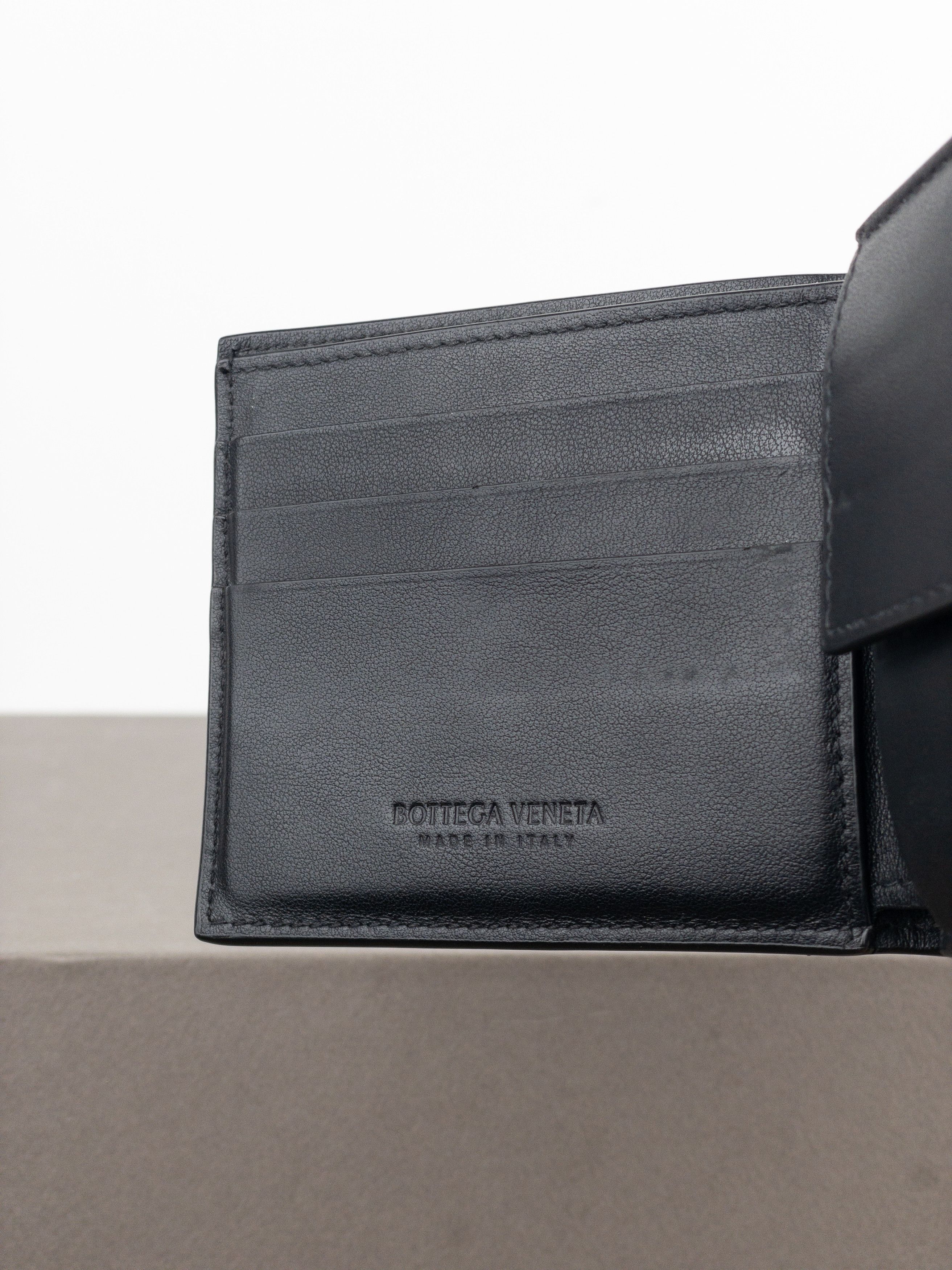 Bottega Veneta Bottega Veneta Cassette Bi-Fold Wallet Leather Black Size ONE SIZE - 8 Thumbnail