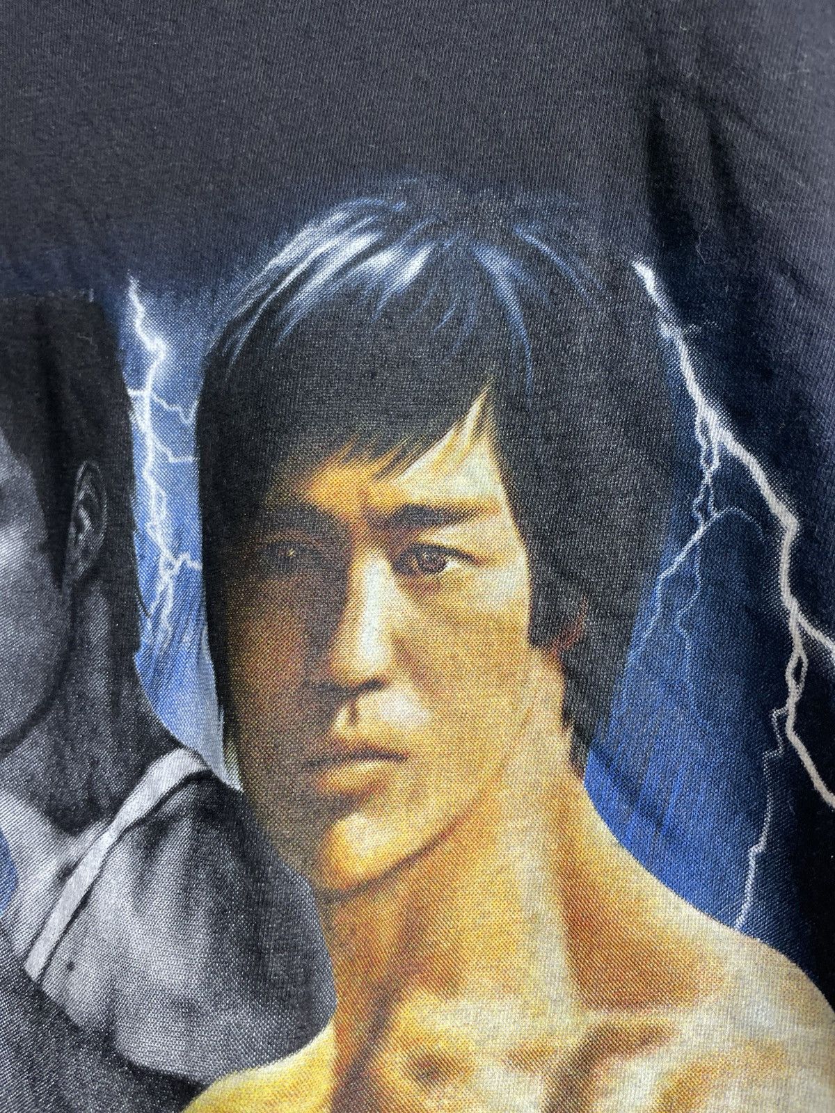 Band Tees × Vintage Vintage 90s Bruce Lee Dragon Fighting art T Shirt Y2K Size US S / EU 44-46 / 1 - 3 Thumbnail