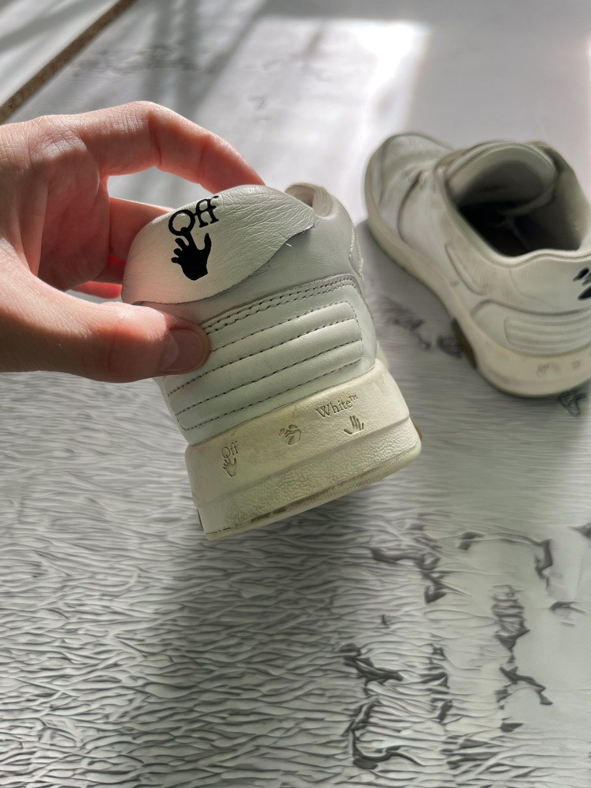 Off-White Off White Low Top Sneakers Luxury Streetwear Shoes White Size US 7 / EU 40 - 4 Thumbnail