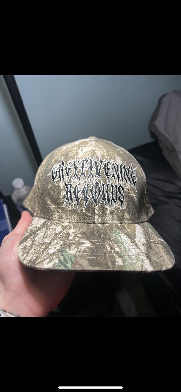 Grey day 2022 tour cheapest hat