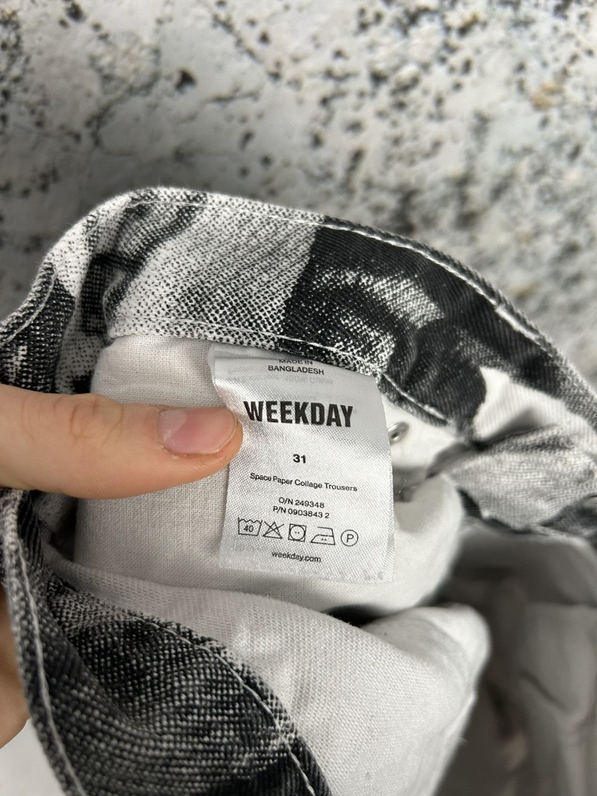 Weekday Weekday Space Paper Collage Trousers Avant Garde Grunge Punk Size US 31 - 8 Thumbnail