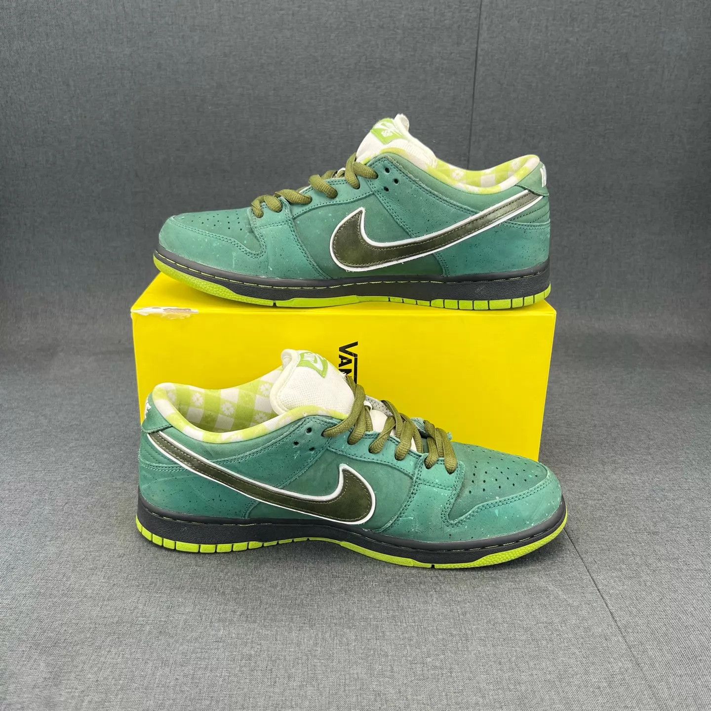 Nike Nike Dunk SB Low Green Lobster 45.5 Original Box Size US 12.5 / EU 45-46 - 3 Thumbnail