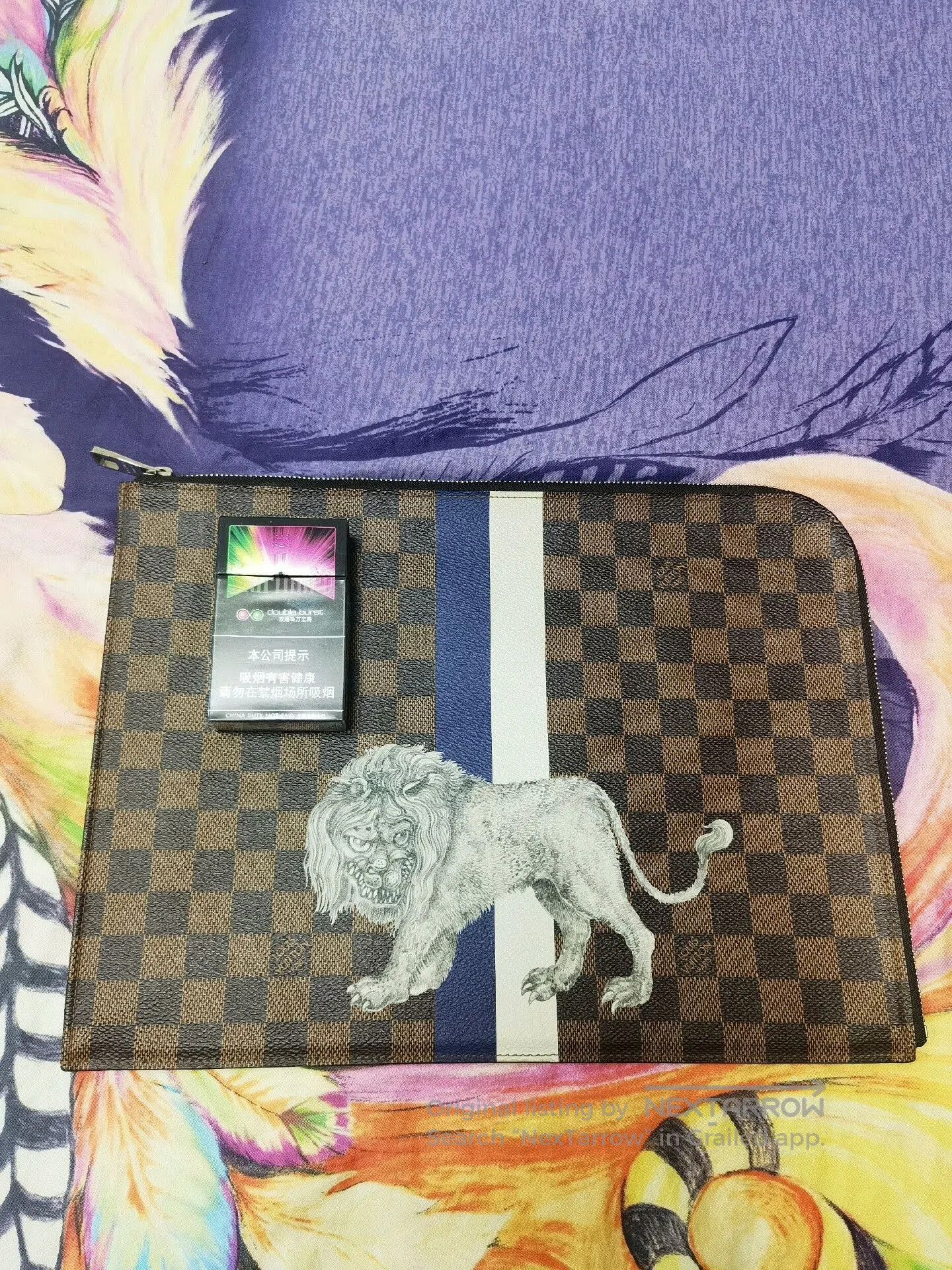 Louis Vuitton Louis Vuitton Zoo Lion Envelope Clutch. Size ONE SIZE - 2 Thumbnail