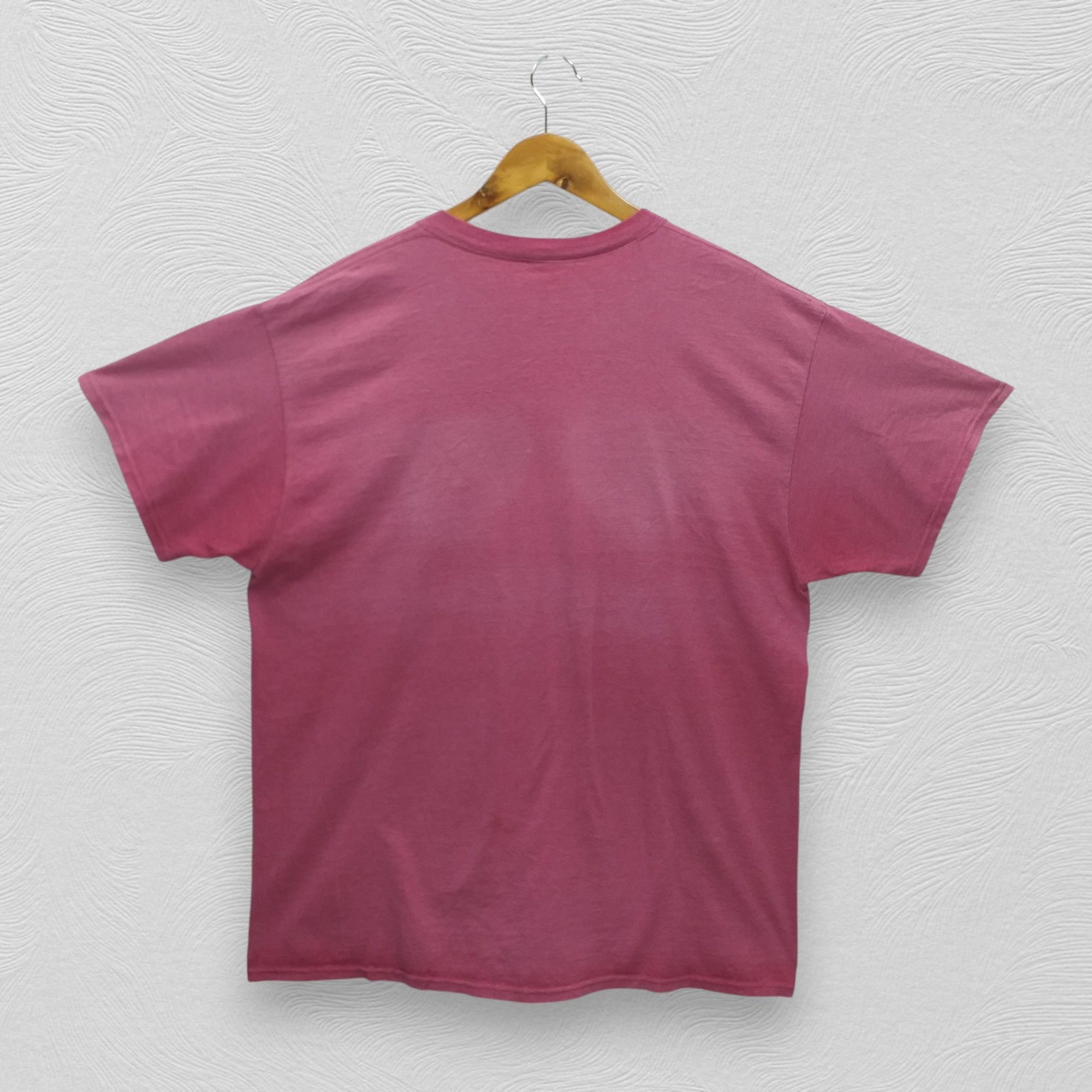 Vintage Vintage Movie Magnum P.I XLarge T-shirt -E021 Size US XL / EU 56 / 4 - 2 Thumbnail