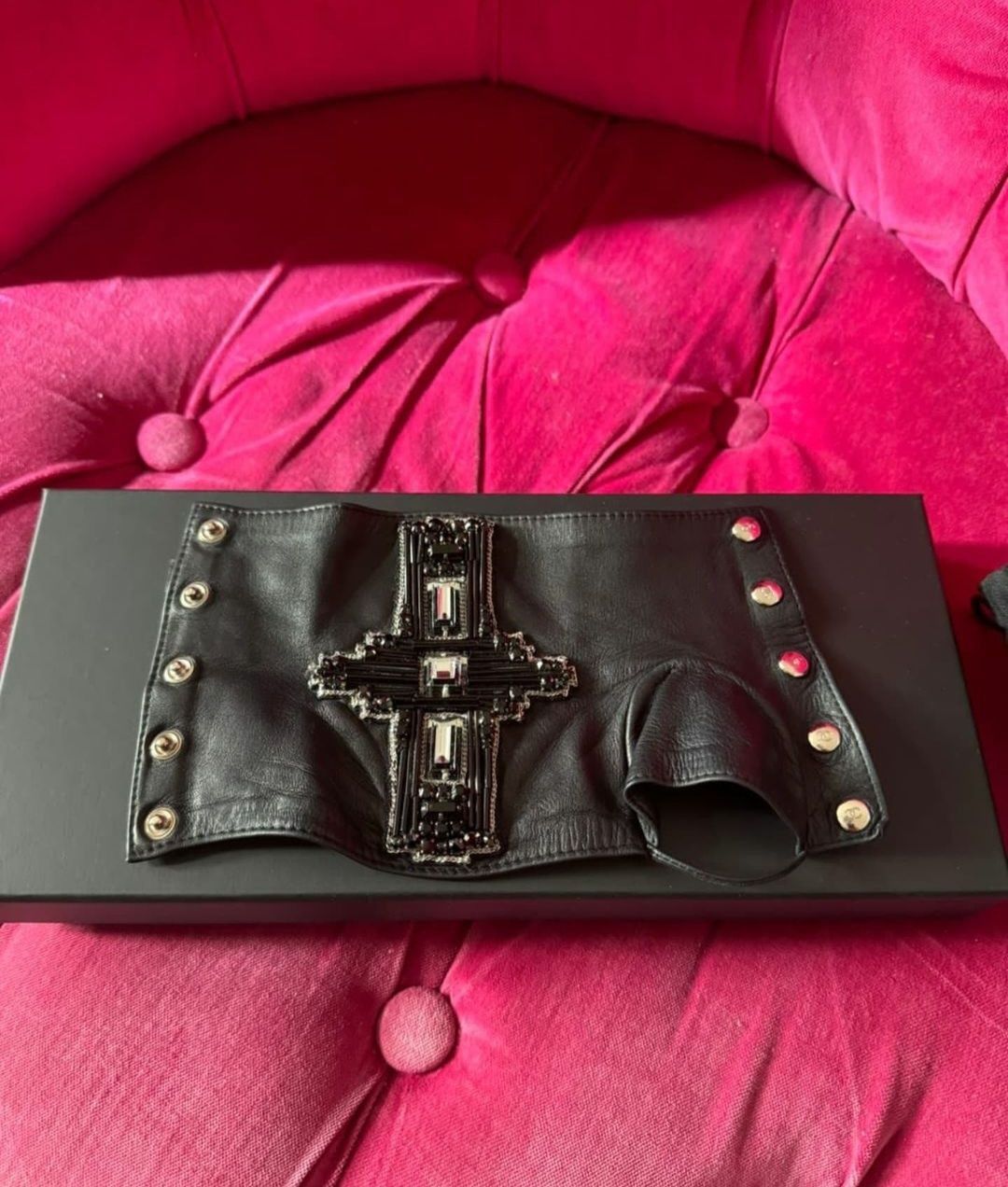 Chanel Chanel Leather Gloves Size ONE SIZE - 2 Thumbnail