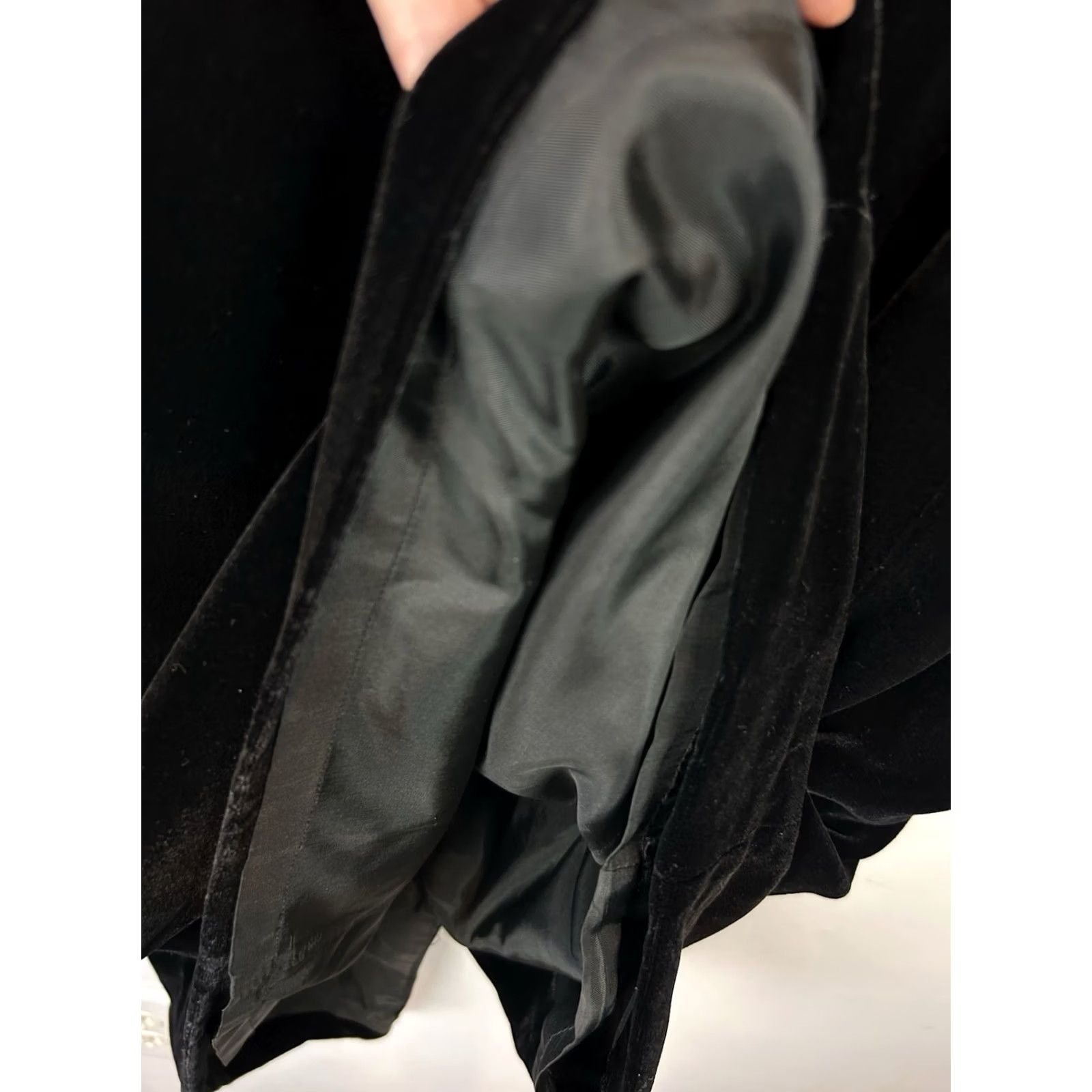Vintage VINTAGE Black Velvet Midi Womens Short Sleeve Party Event Dress 12 Size 34" / US 12 / IT 48 - 5 Thumbnail