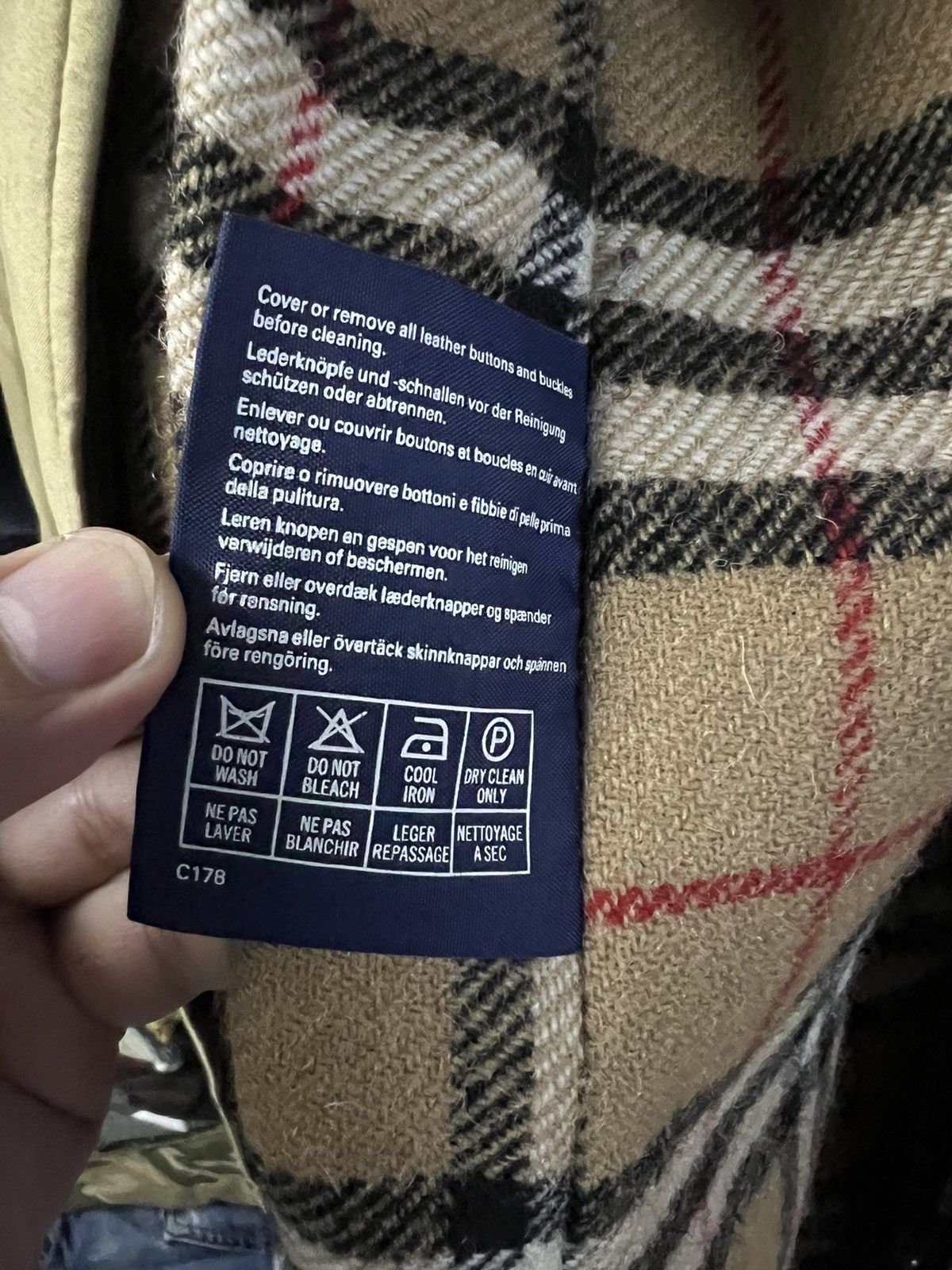 Burberry VINTAGE 90’s BURBERRY TRENCH COAT MADE IN ENGLAND FOR MEN’s Size US S / EU 44-46 / 1 - 14 Thumbnail