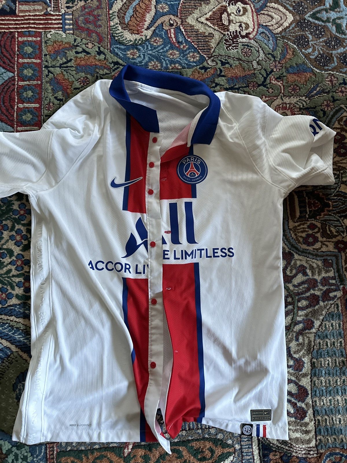 Nike PSG 20/21 Away button up kit Size US L / EU 52-54 / 3 - 1 Thumbnail