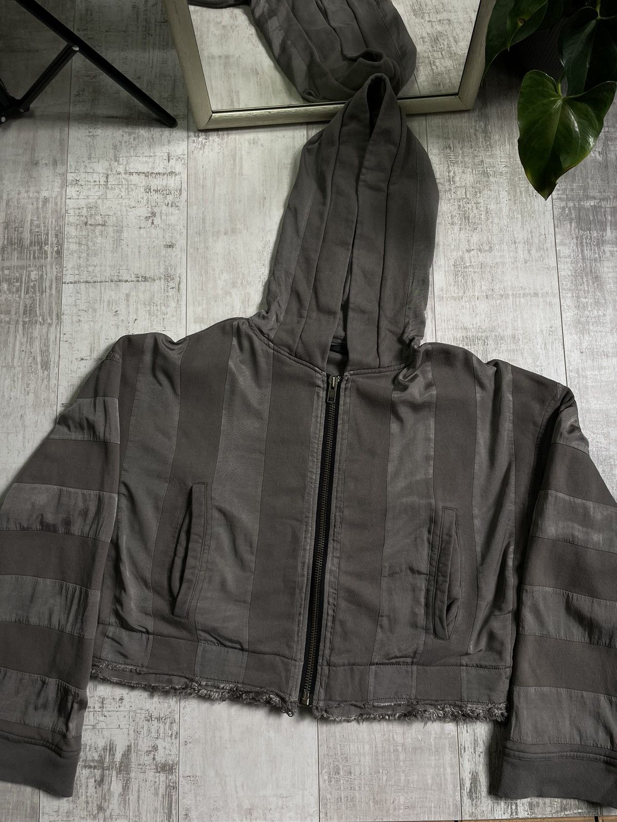 Haider Ackermann Haider Ackermann SS17 Polonium Zip Hoodie Cropped Size L / US 10 / IT 46 - 2 Thumbnail