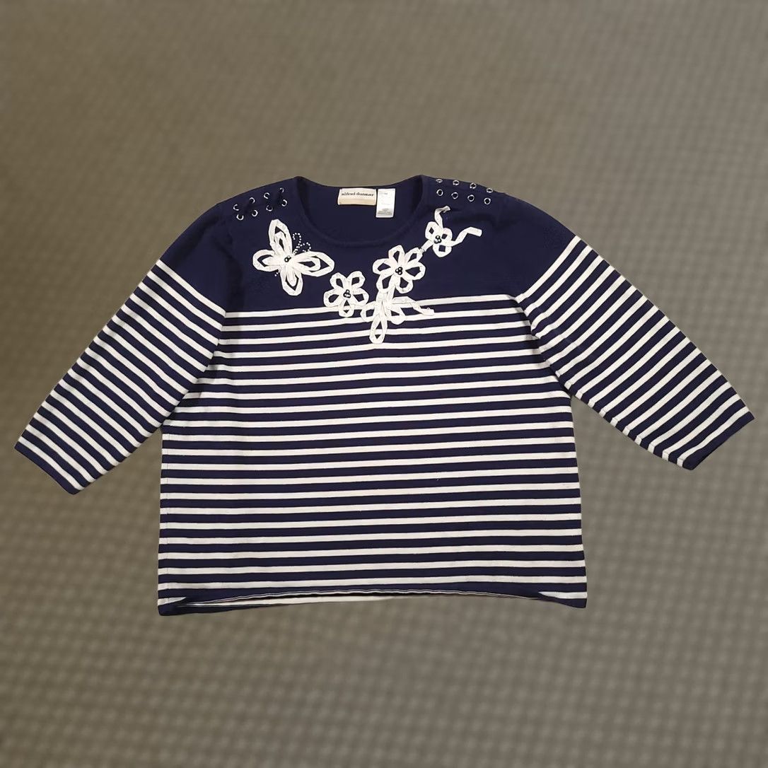Vintage VINTAGE Alfred Dunner Pullover Sweater Womens 1X Navy Striped Floral Applique Grommet Knit Crew Neck 3/4 Sleeve Beaded Sequin Embroidered Size XL / US 12-14 / IT 48-50 - 1 Thumbnail