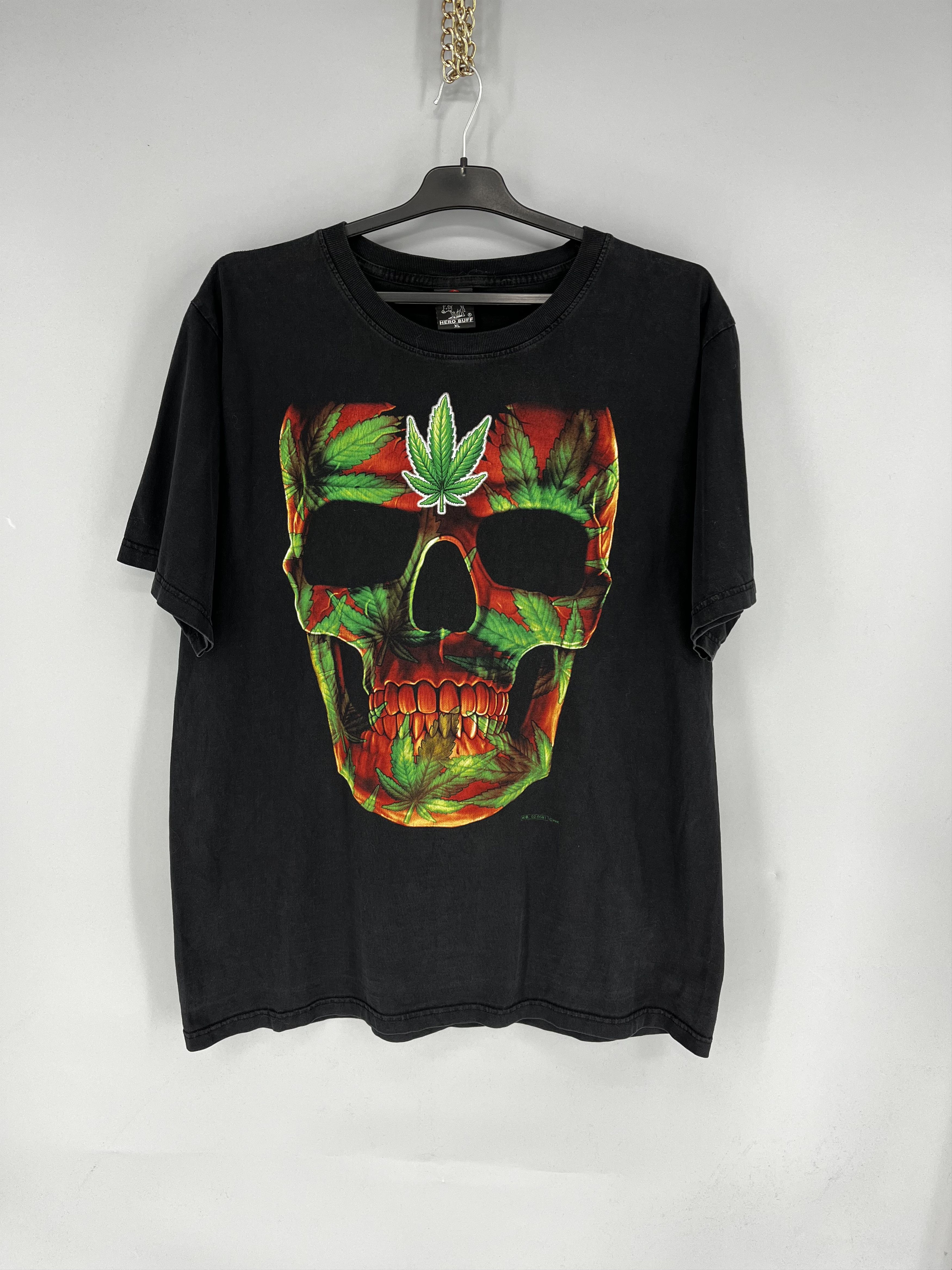 Vintage Vintage 90s Skull Marijuana Hill Fashion Bandtees Size US XL / EU 56 / 4 - 1 Thumbnail