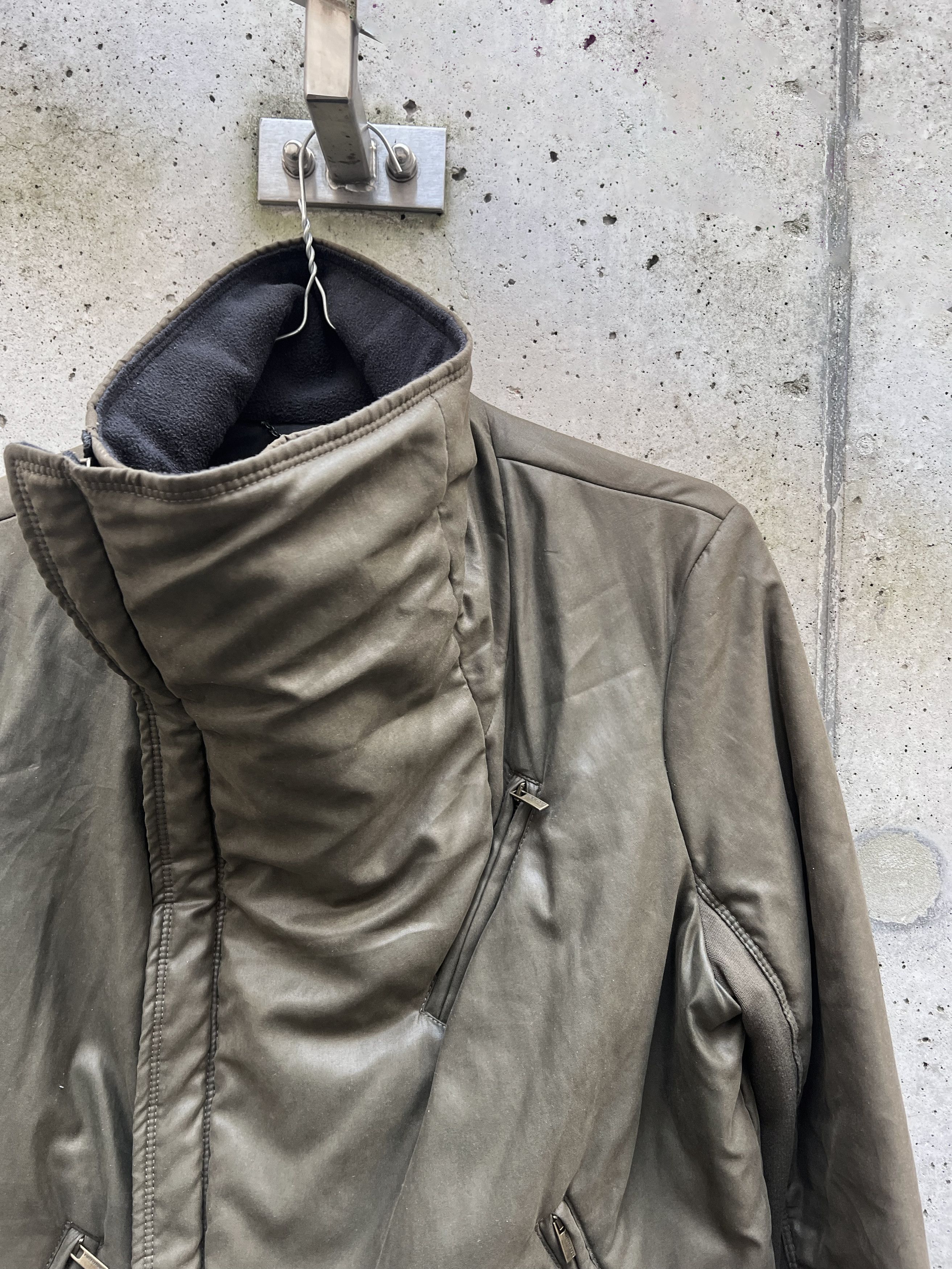 Japanese Brand Olive Asymmetric High Neck Jacket Size M / US 6-8 / IT 42-44 - 2 Thumbnail