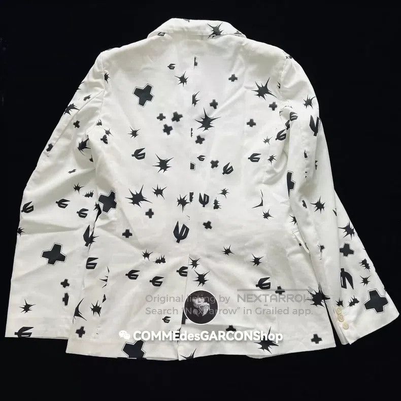Comme des Garcons Comme Des Garcons Anti-war logo printed coat Size US M / EU 48-50 / 2 - 4 Thumbnail