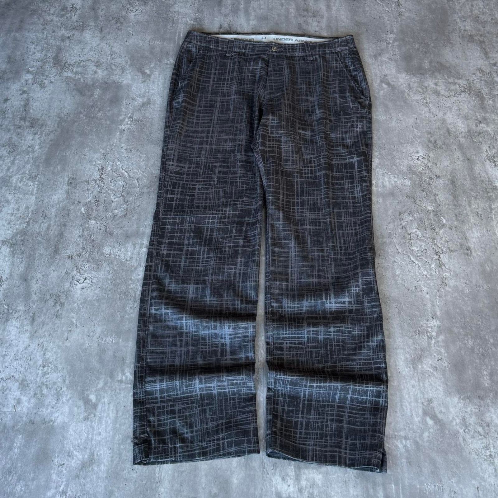 Under Armour × Vintage Vintage Y2K Under Armour Black & Grey Athletic Golf Pants Size US 38 / EU 54 - 1 Thumbnail