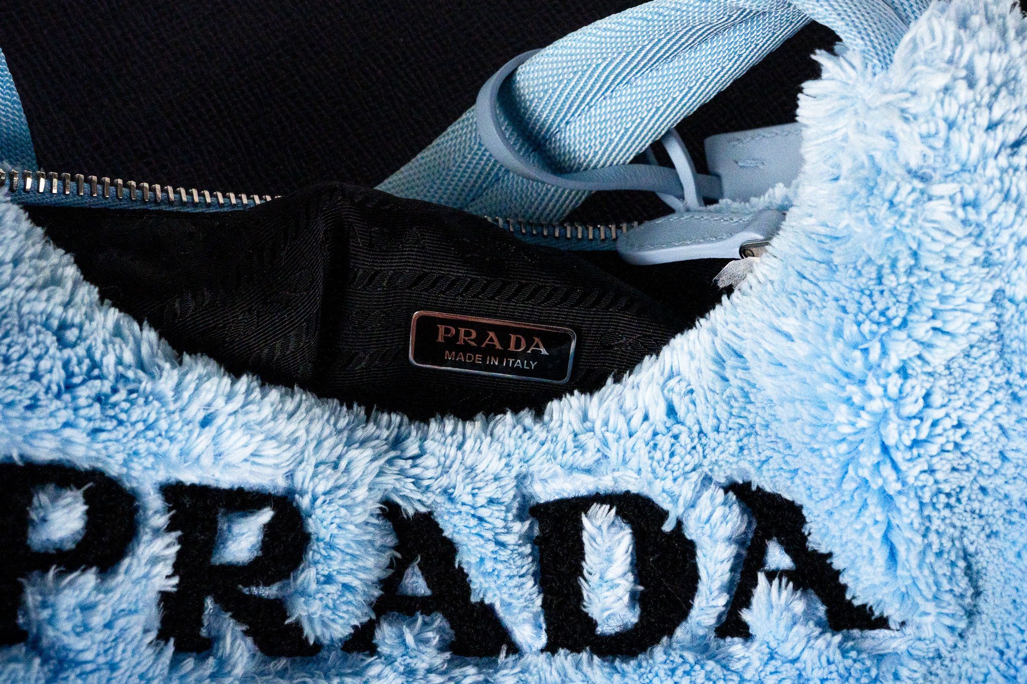 Prada Prada Re-Edition 2000 Terry Mini Shoulder Bag Size ONE SIZE - 9 Thumbnail