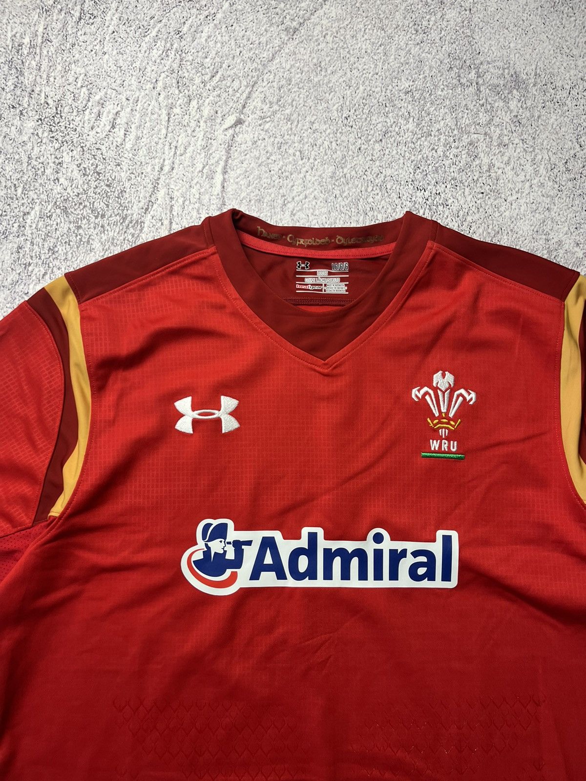 Vintage Under Armour Wales Rugby Shirt Red Admiral HeatGear Loose Size US L / EU 52-54 / 3 - 5 Thumbnail