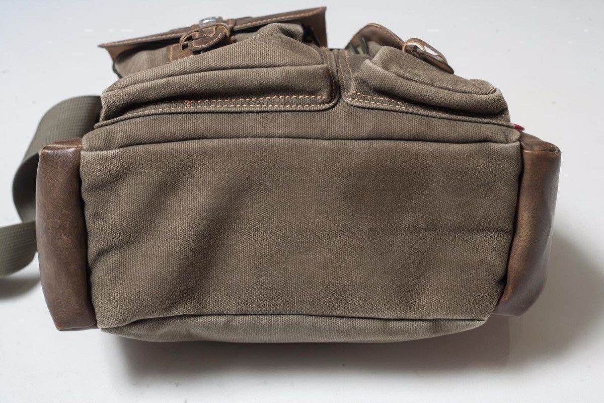 OTTO ZX870 Engine Mount Rubber 4655723 - Durable & Reliable