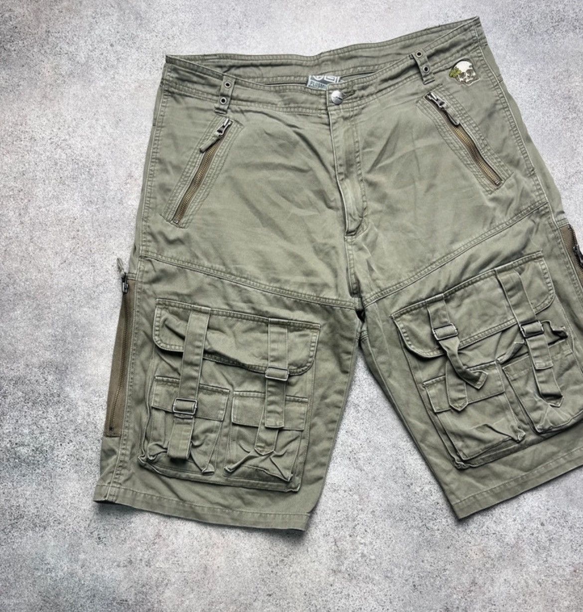 Hysteric Glamour Plus Minus punk cargo shorts with back print Size US 34 / EU 50 - 2 Thumbnail