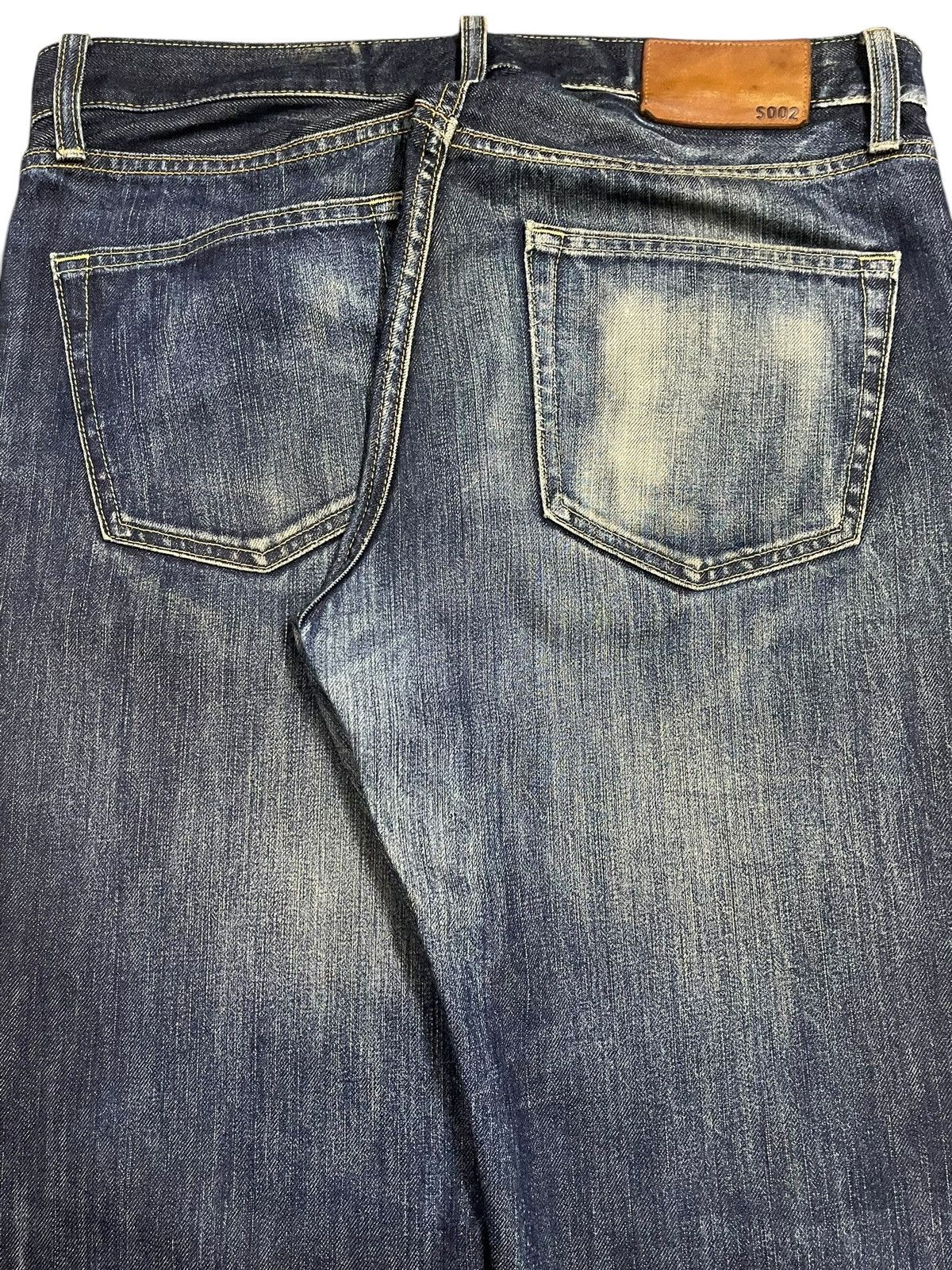Uniqlo Vintage Japanese Uniqlo Blue Faded Wash Style Loose Jeans Size US 34 / EU 50 - 6 Thumbnail