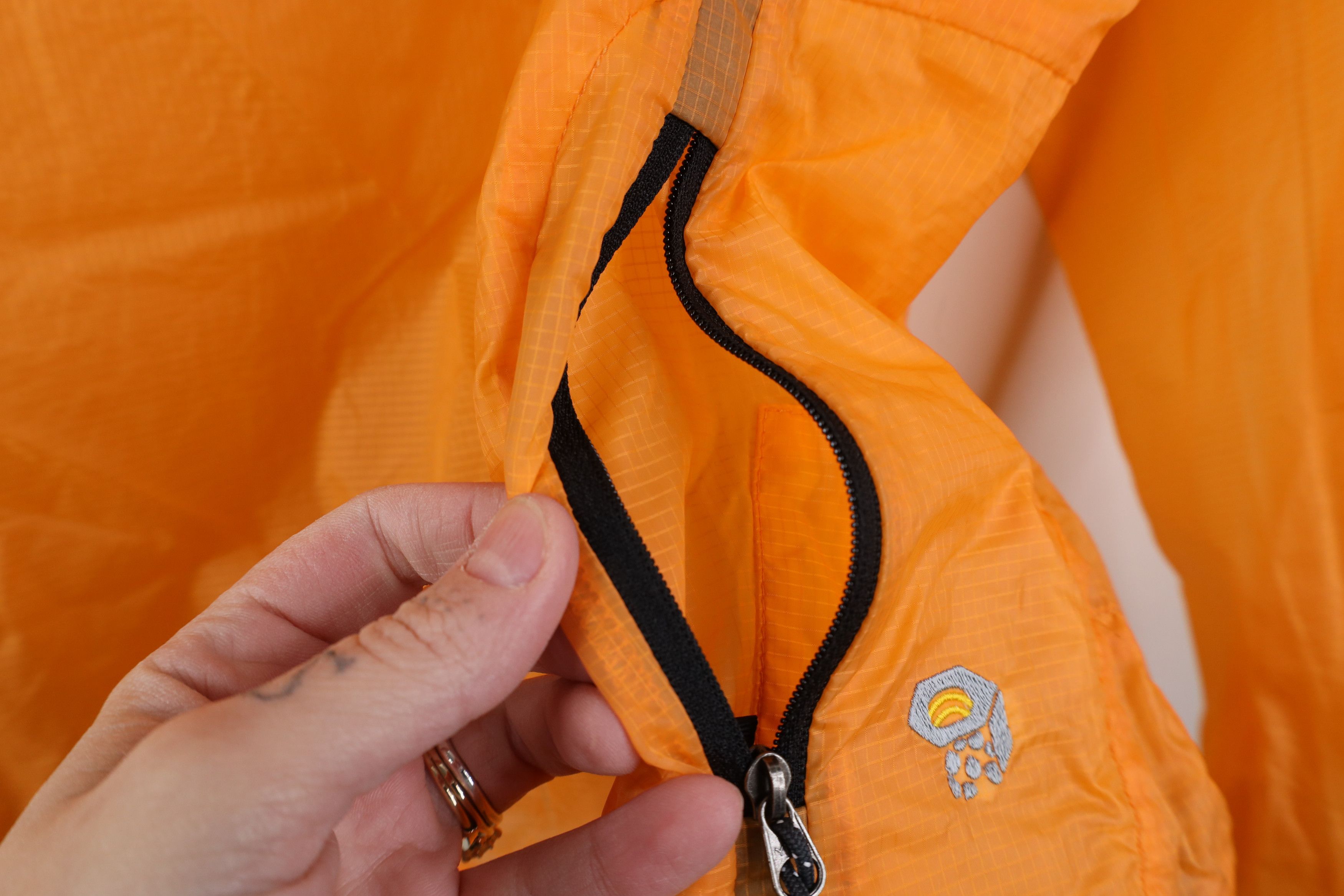 Mountain Hardwear Mountain Hardwear Gorpcore Ripstop Zip Windbreaker Jacket Size M / US 6-8 / IT 42-44 - 5 Thumbnail