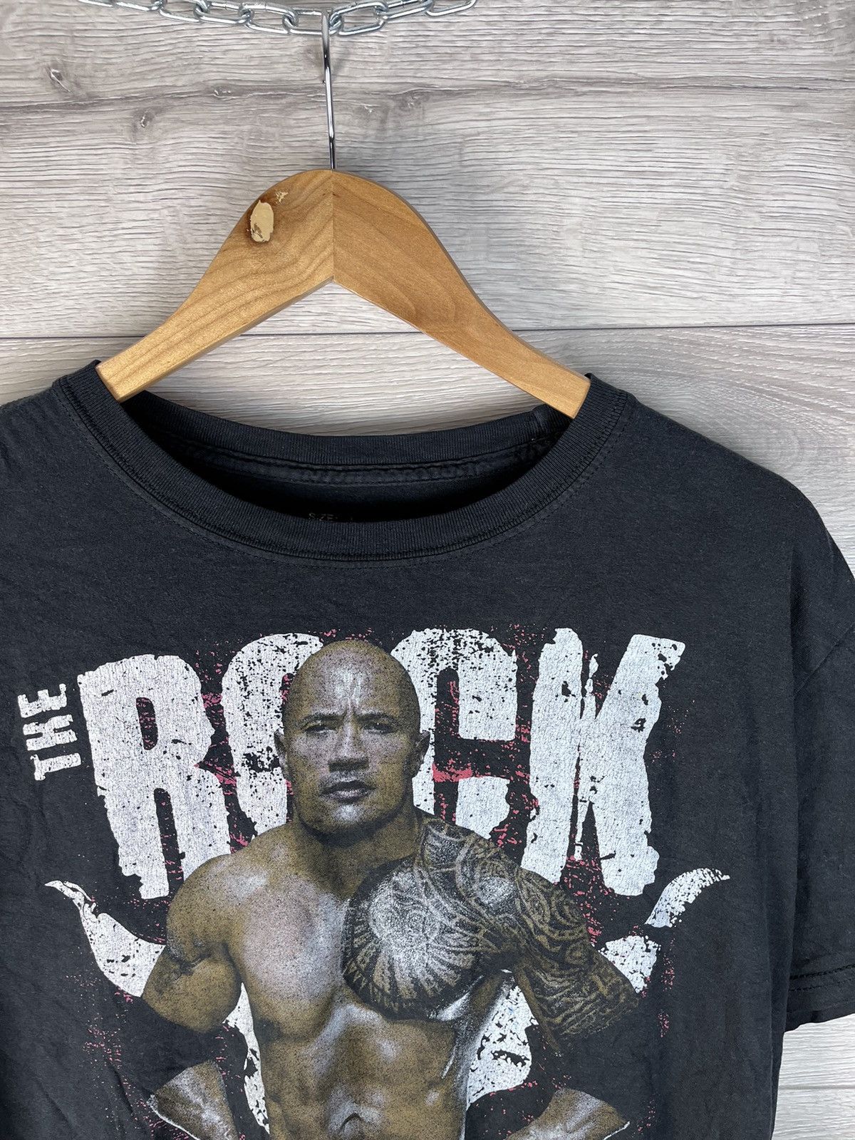WWE Mens t-shirt WWE The Rock size L Size US L / EU 52-54 / 3 - 5 Thumbnail