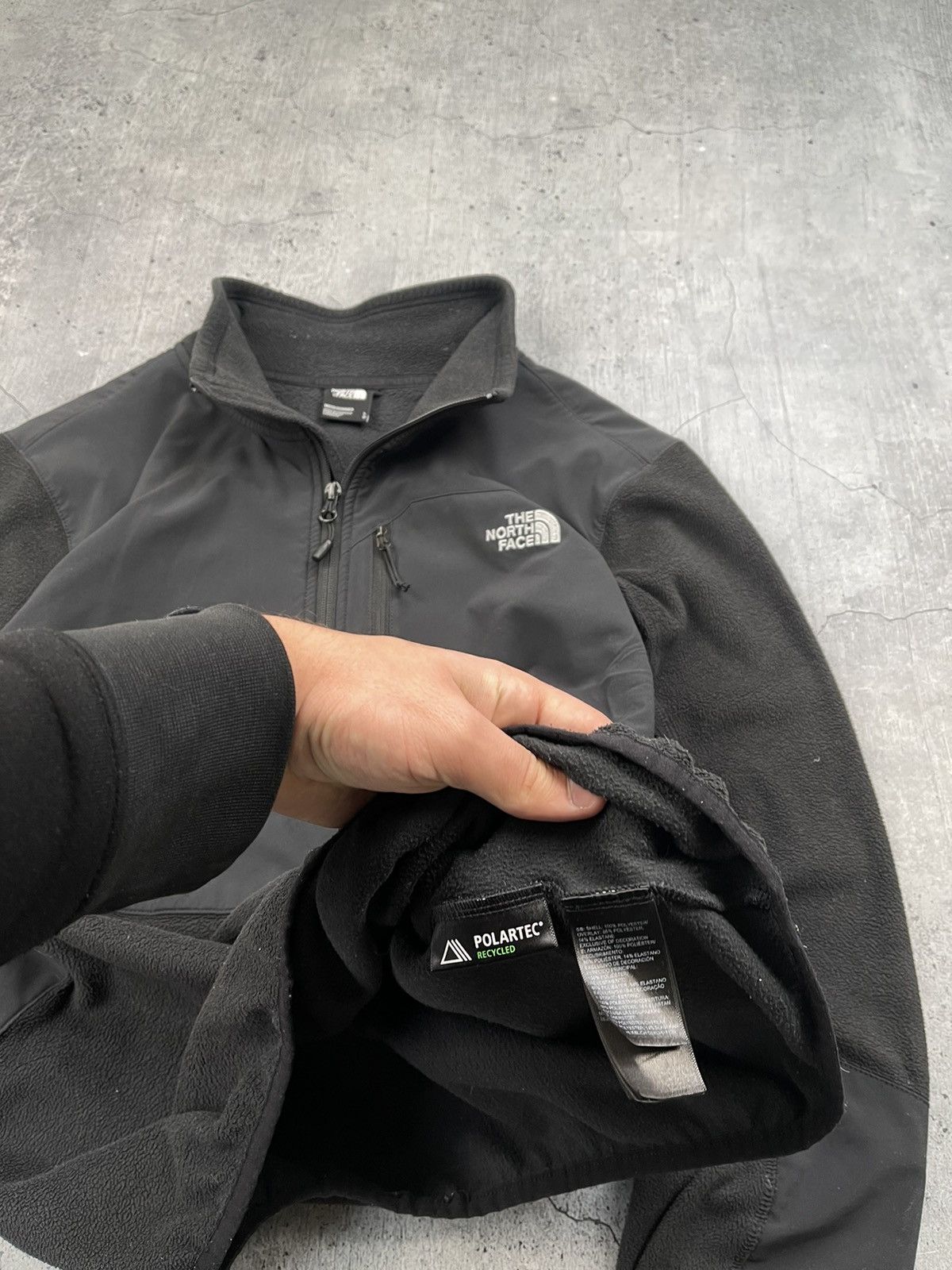 The North Face The North Face Fleece Jacket Black Hiking Outdoor Tourism Size US L / EU 52-54 / 3 - 3 Thumbnail