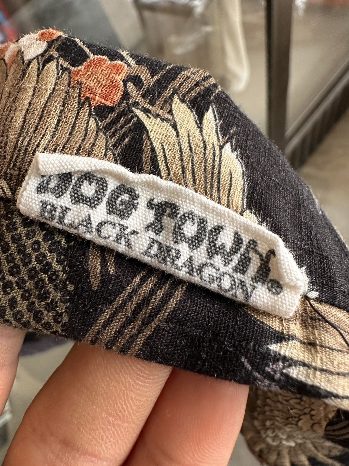 Dogtown × Vintage Vintage Dogtown Black Dragon Japanese Aloha Shirt Size US L / EU 52-54 / 3 - 12 Thumbnail