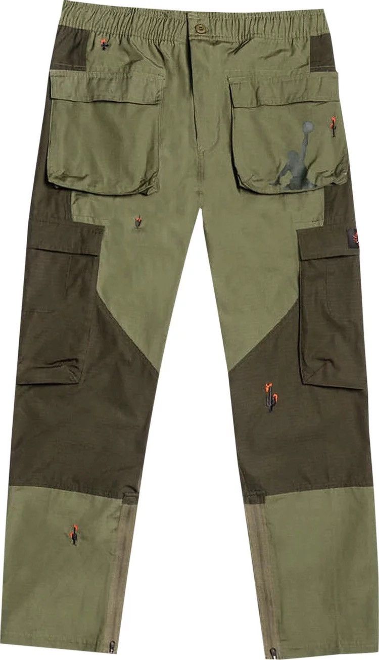 image of Jordan Brand X Travis Scott Cargo Pants in Green, Men's (Size 31)