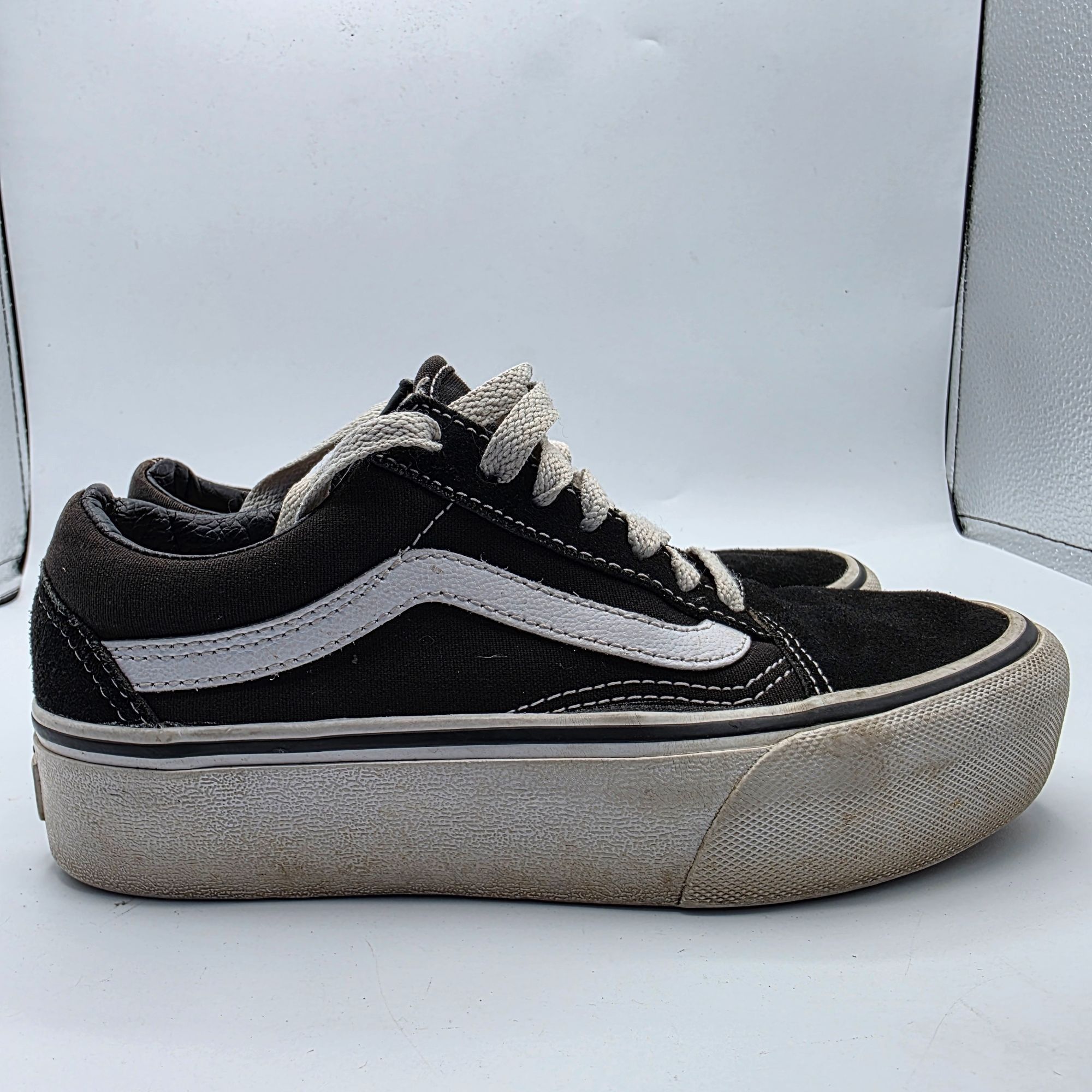 Vans Vans Old Skool Platforms Womens Size 5 Black White Shoes Wal Size US 5 / IT 35 - 12 Thumbnail