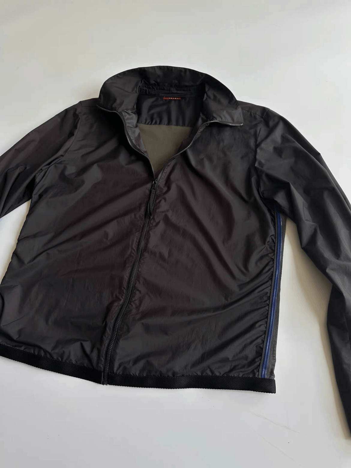 激安単価で Prada Prada Linea Rossa Goretex Shirt Jacket | Grailed ジャケット・アウター