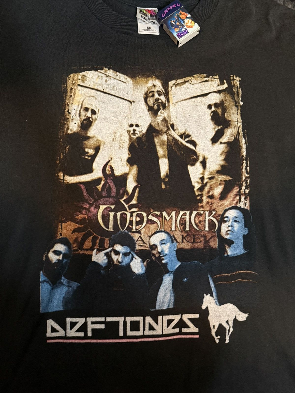 Band Tees Vintage Deftones Godsmack 2001 tour shirt Size US L / EU 52-54 / 3 - 4 Thumbnail