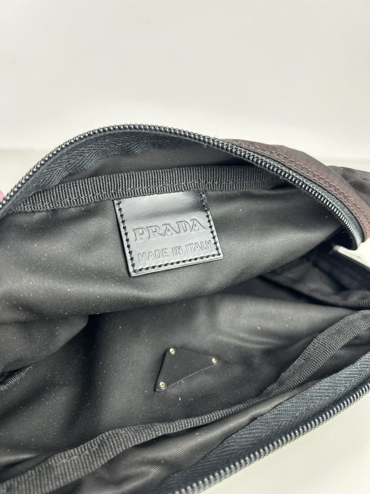 Prada Vintage prada nylon triangle logo clutch/ toiletry bag Size ONE SIZE - 15 Thumbnail