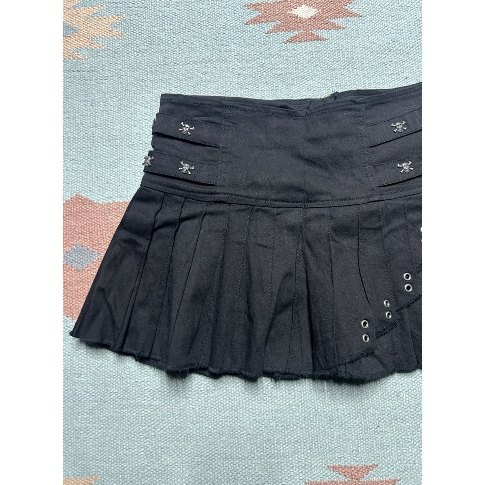 Tripp NYC VINTAGE Tripp NYC Black Pleated Mini Skirt Goth Punk Skulls Daang Goodman Small Skirt Womens XS? Size 28" / US 6 / IT 42 - 2 Thumbnail