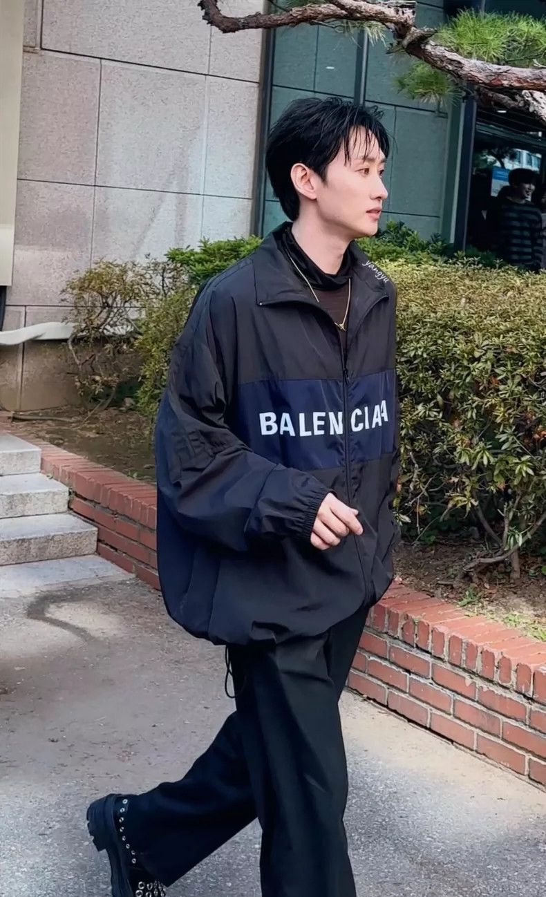 Balenciaga Balenciaga Zipper Jacket Size US XXS / EU 40 - 8 Thumbnail