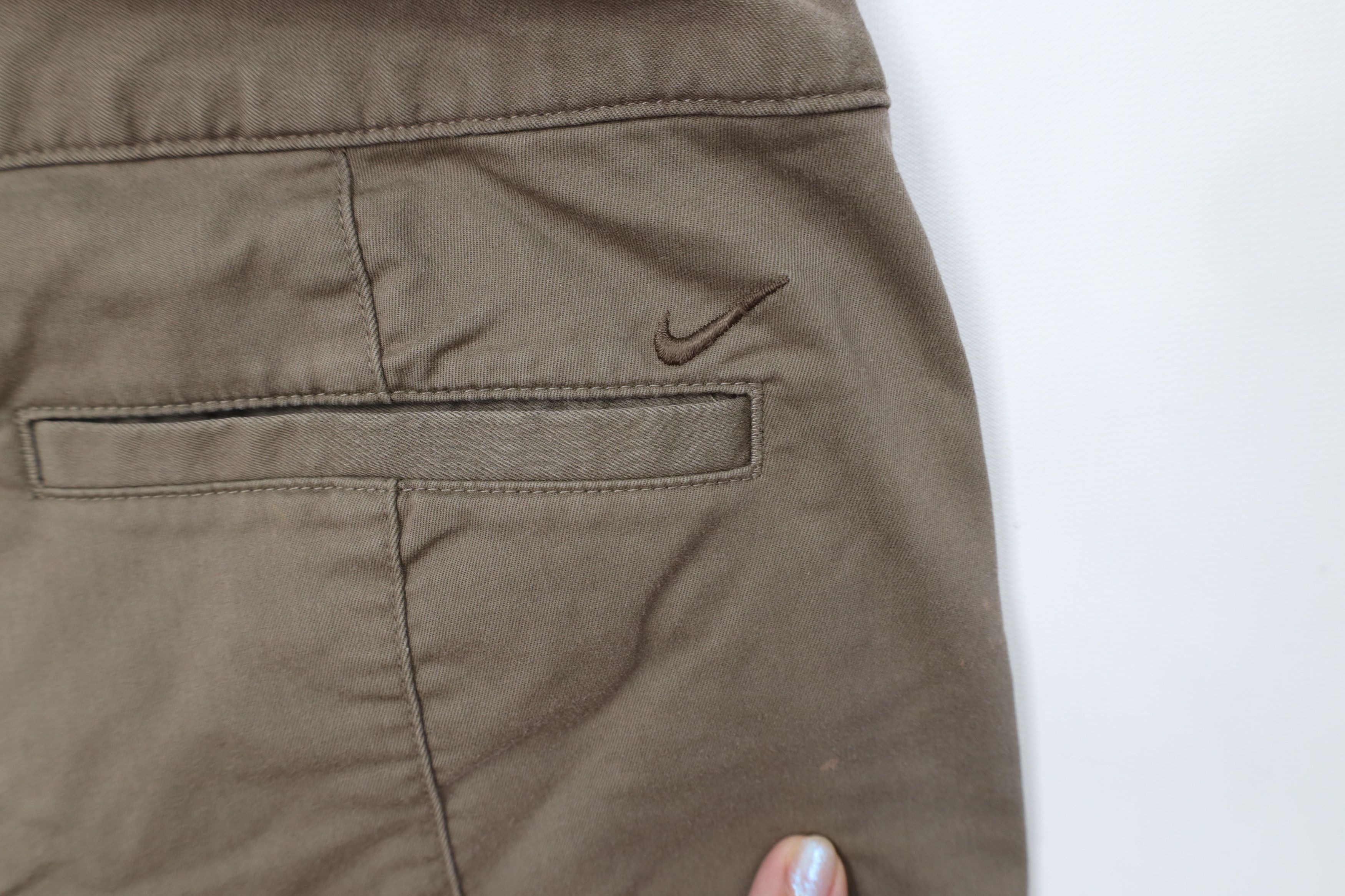 Nike Vintage Nike Golf Travis Scott Mini Swoosh Chino Shorts Size 28" / US 6 / IT 42 - 13 Thumbnail