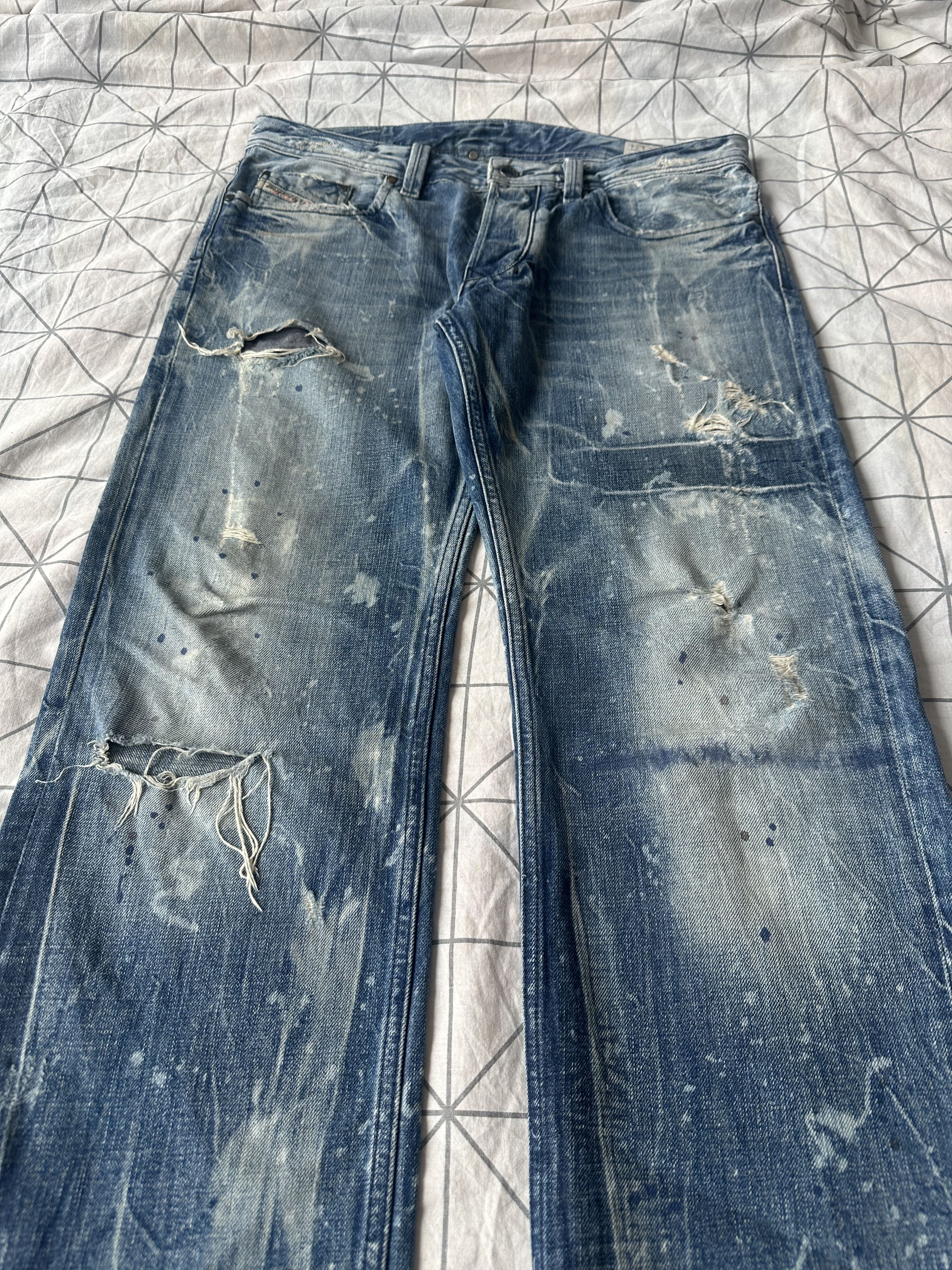 Diesel 90’s Diesel Distressed Paint Splatter Denim Made In Italy Size US 34 / EU 50 - 4 Thumbnail