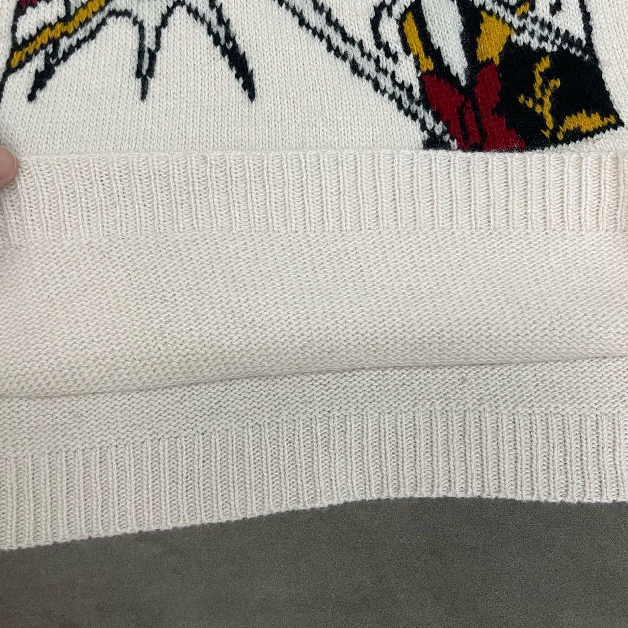 Gucci Gucci White Donald Duck co-branded sweater 2501-Nextarrow Size US XS / EU 42 / 0 - 3 Thumbnail