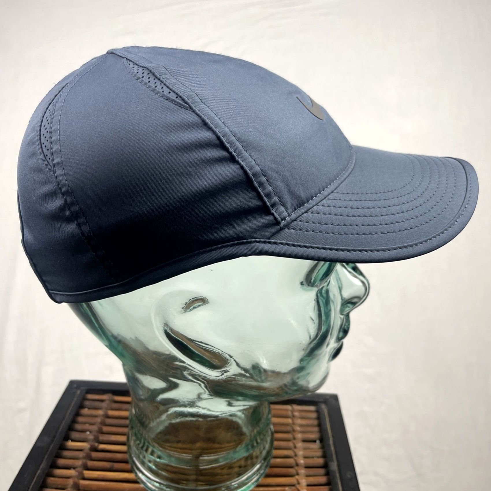 Nike Nike Featherlight Hat Cap Mens Adjustable 6 Panel Dri Fit Running Training Adult Blue Lightweight Breathable Quick Dry Baseball Cap Men Size ONE SIZE - 5 Thumbnail