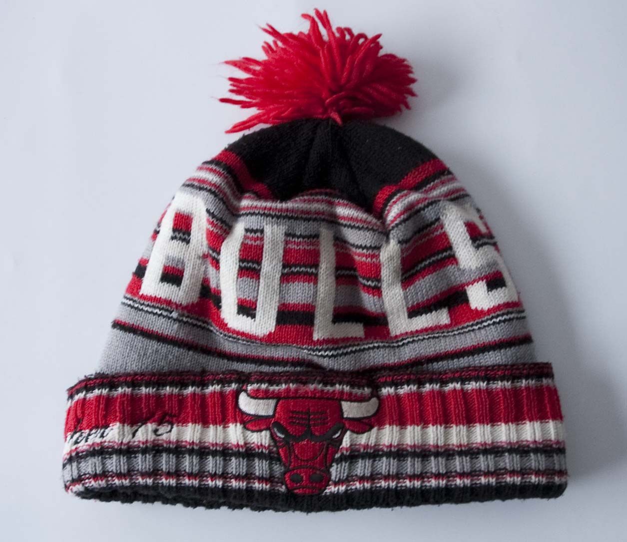 Mitchell & Ness × NBA Chicago Bulls Beanie Hat Mitchell & Ness Size M/L Size ONE SIZE - 2 Thumbnail