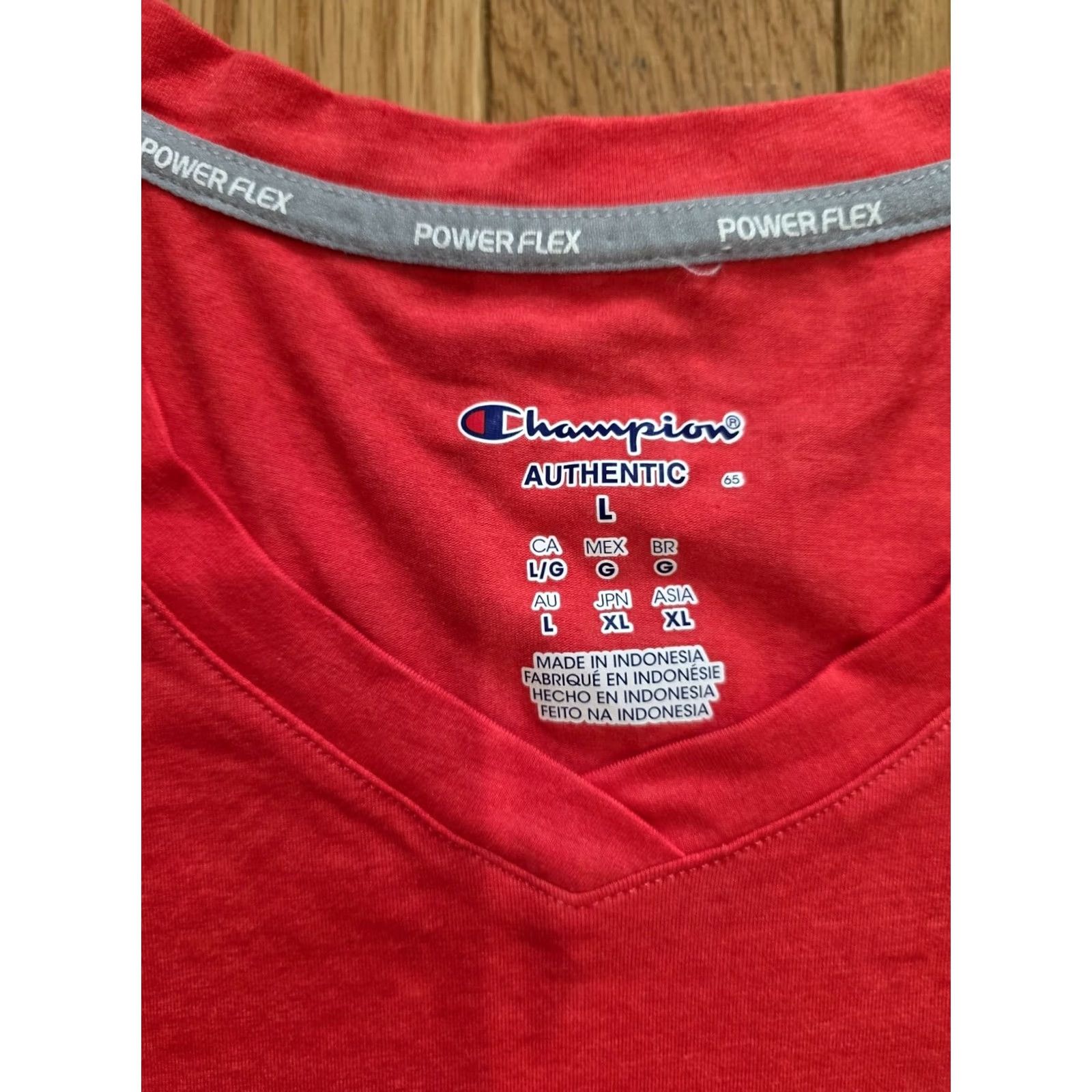Champion Champion Power Flex T-Shirt Women's L Red Logo Cotton Short Sleeve V-Neck Women Size L / US 10 / IT 46 - 4 Thumbnail