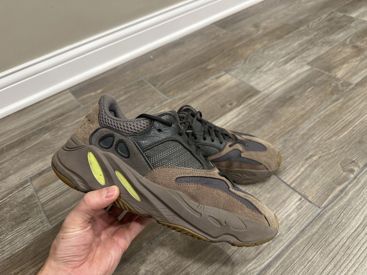 Adidas Yeezy 700 V1 Mauve