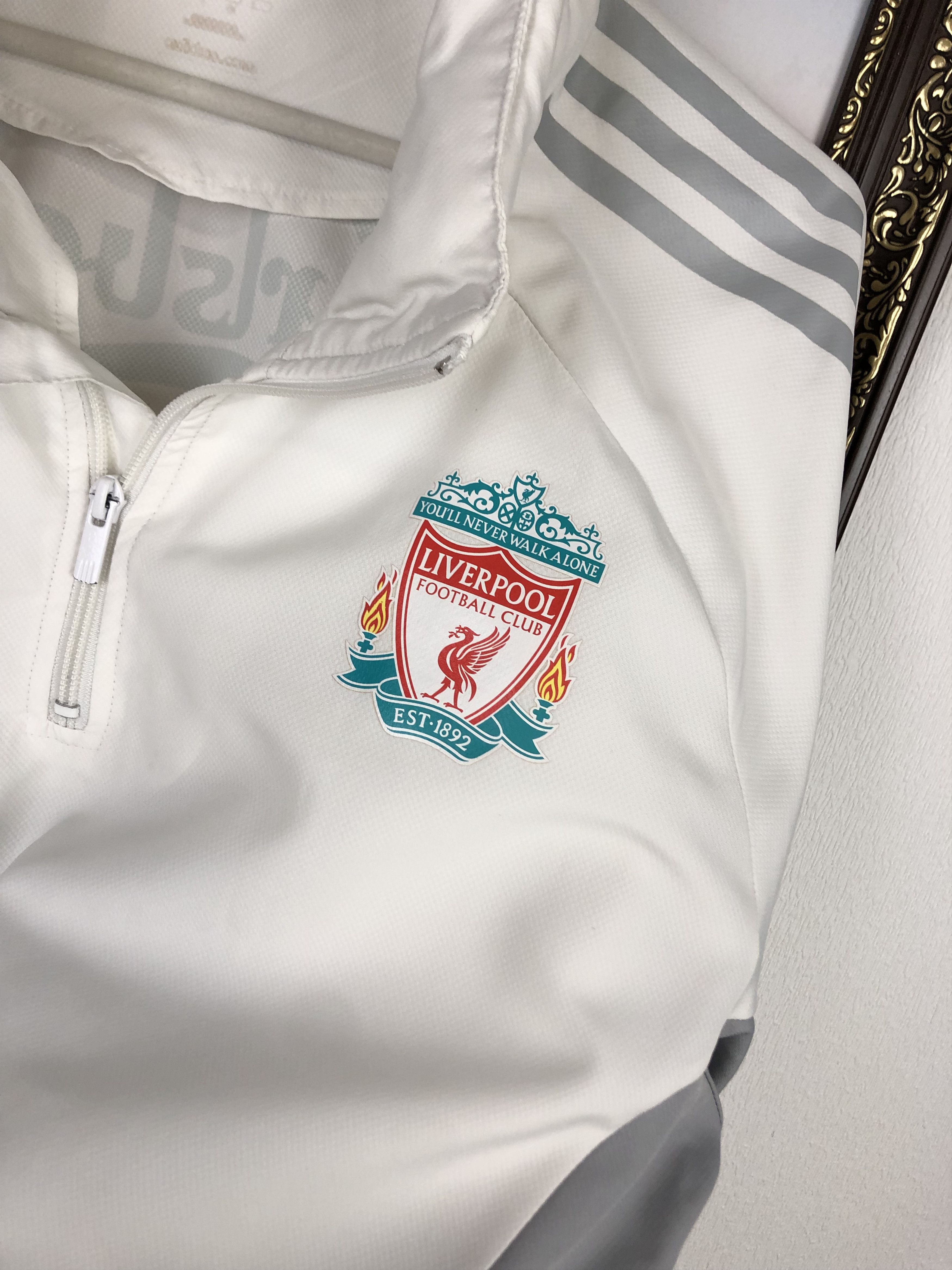 Adidas Vintage Adidas Liverpool Football Jacket Soccer Track Top Size US L / EU 52-54 / 3 - 3 Thumbnail