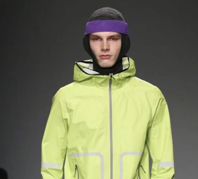 Lululemon × Robert Geller Robert Geller Take the Moment Glyde Hooded Jacket lime Size US M / EU 48-50 / 2 - 3 Thumbnail