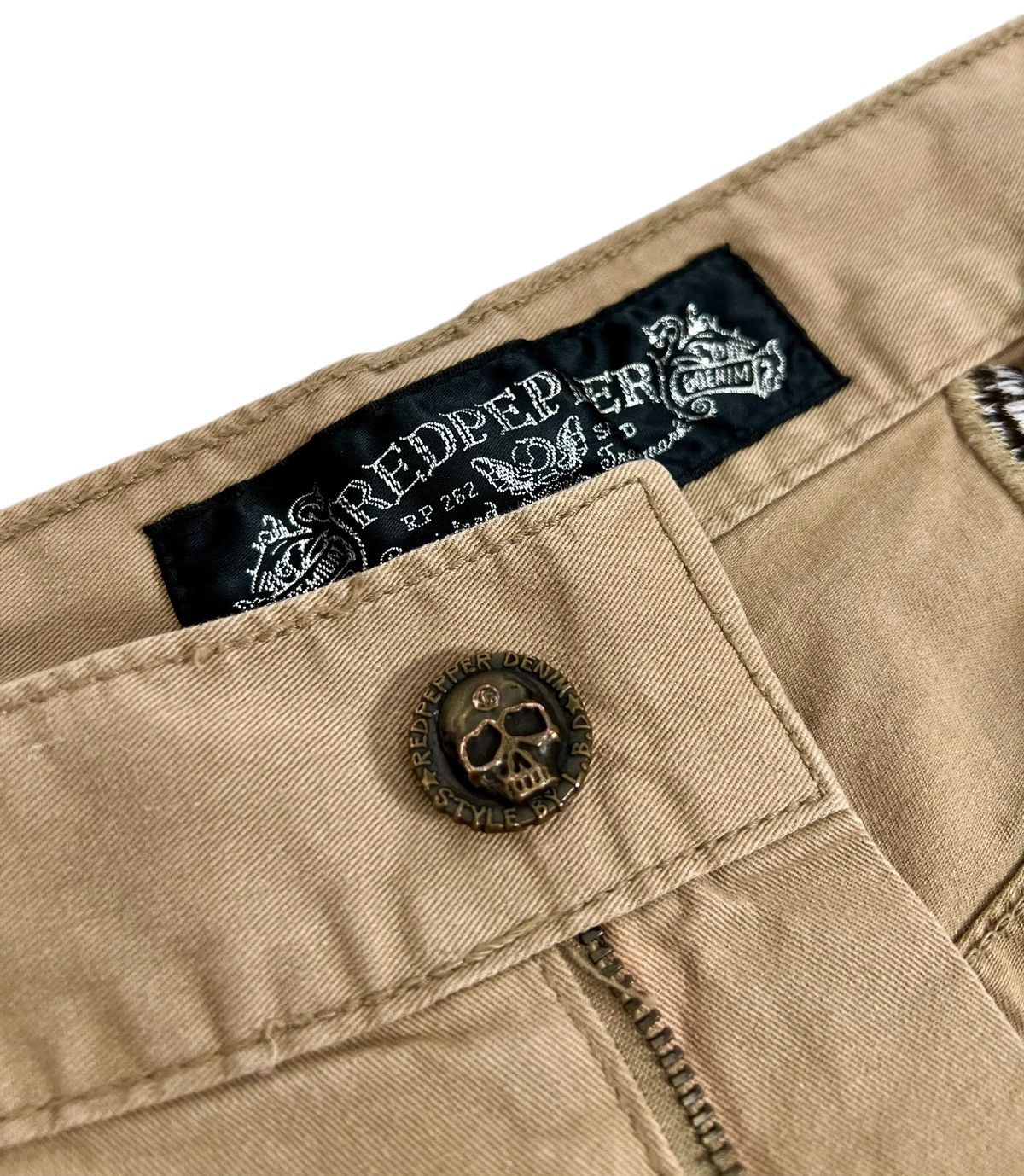 Japanese Brand Vintage Red Pepper Embroidered With Skull Button Size US 32 / EU 48 - 5 Thumbnail