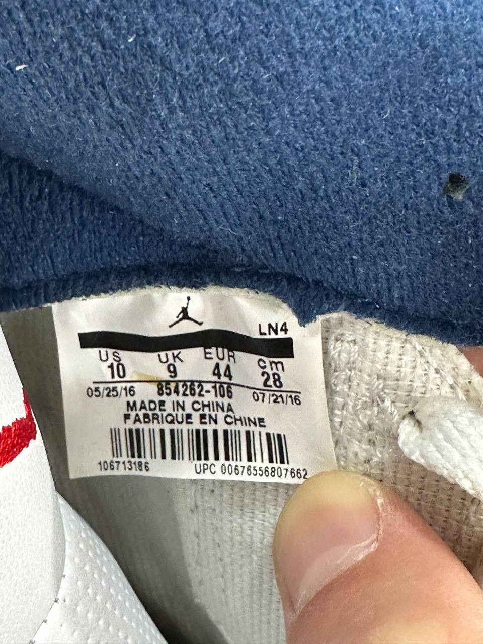 Nike Nike Air Jordan 3 Retro OG Mid True Blue Size US 10 / EU 43 - 14 Thumbnail