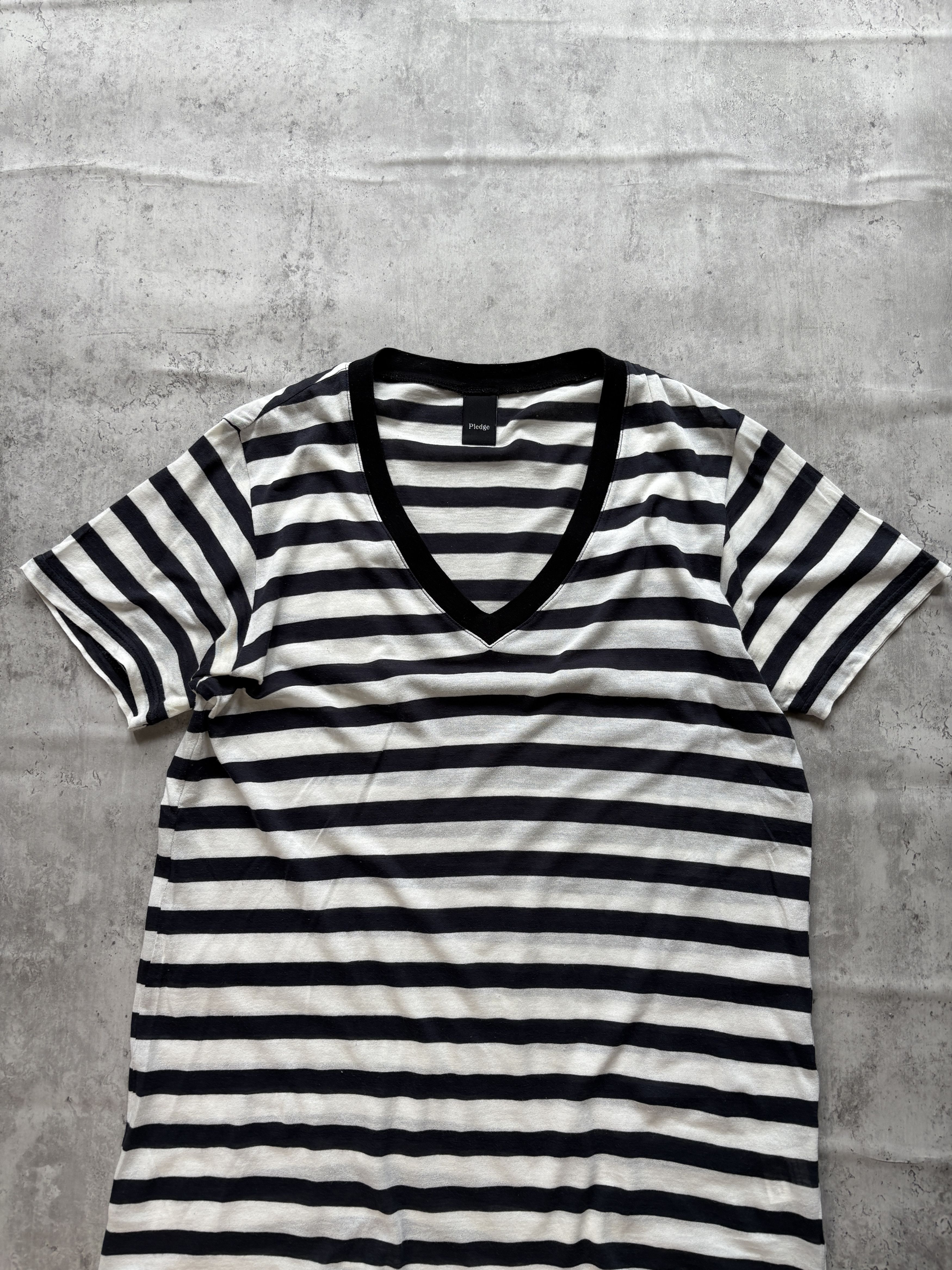 Pledge Japanese Archive Pledge V-Neck T-shirt Size US M / EU 48-50 / 2 - 3 Thumbnail